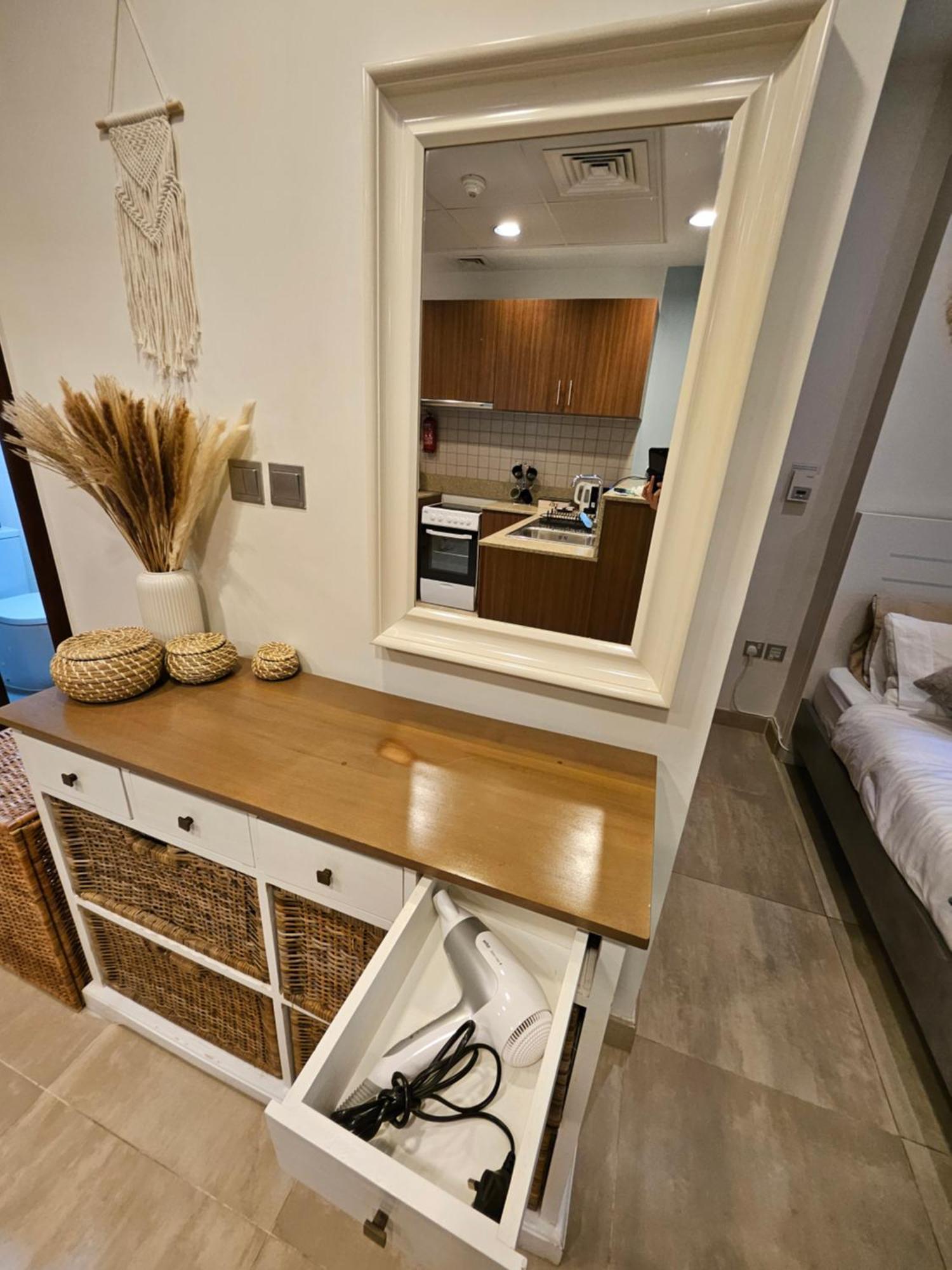 Modern Jbr With & Pool Access - Marina Apartamento *