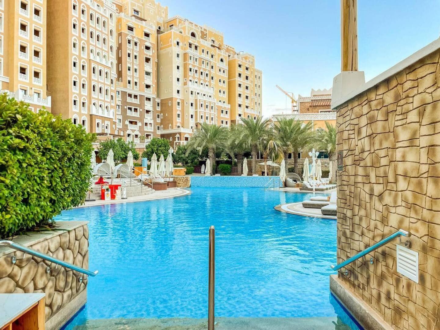 Apartment Charming Sea View 2bdr, And Pool Access