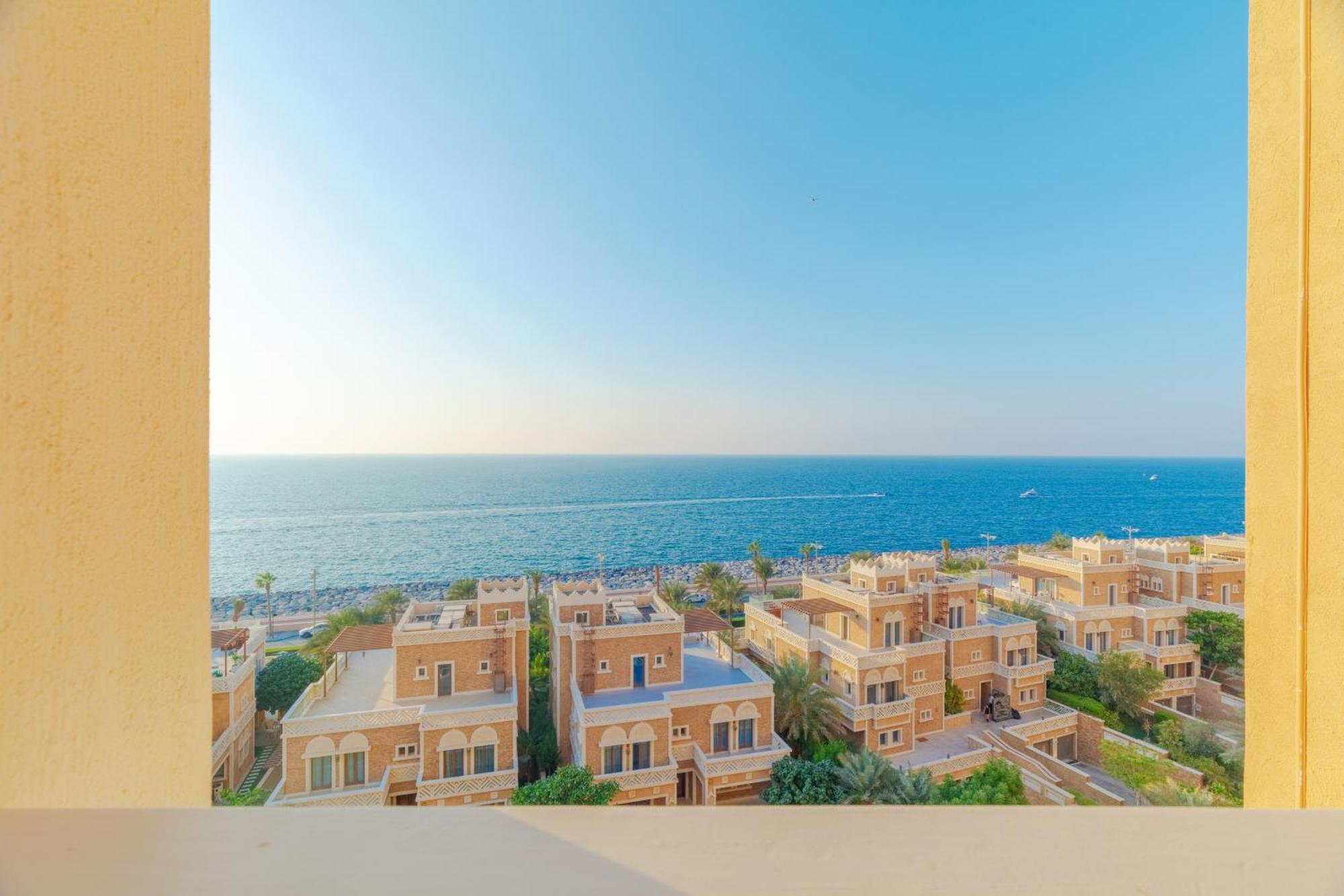 Apartment Charming Sea View 2bdr, And Pool Access *