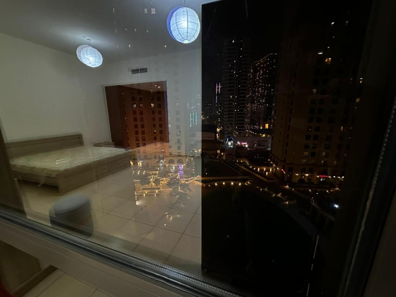 Hot Master Bed - Jbr Walk Marina * Dubai