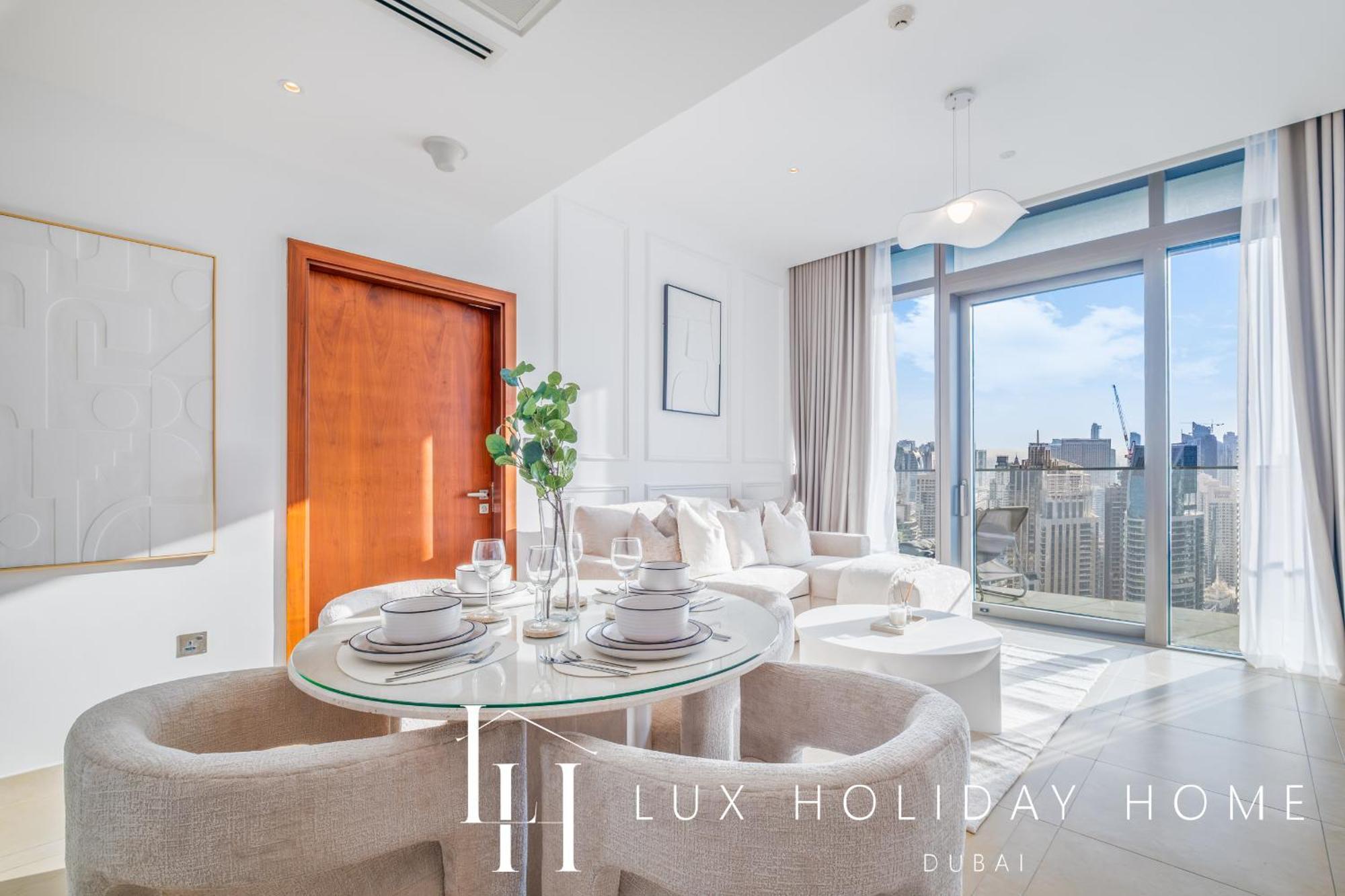 Lux The Marina Gate Sea View 2