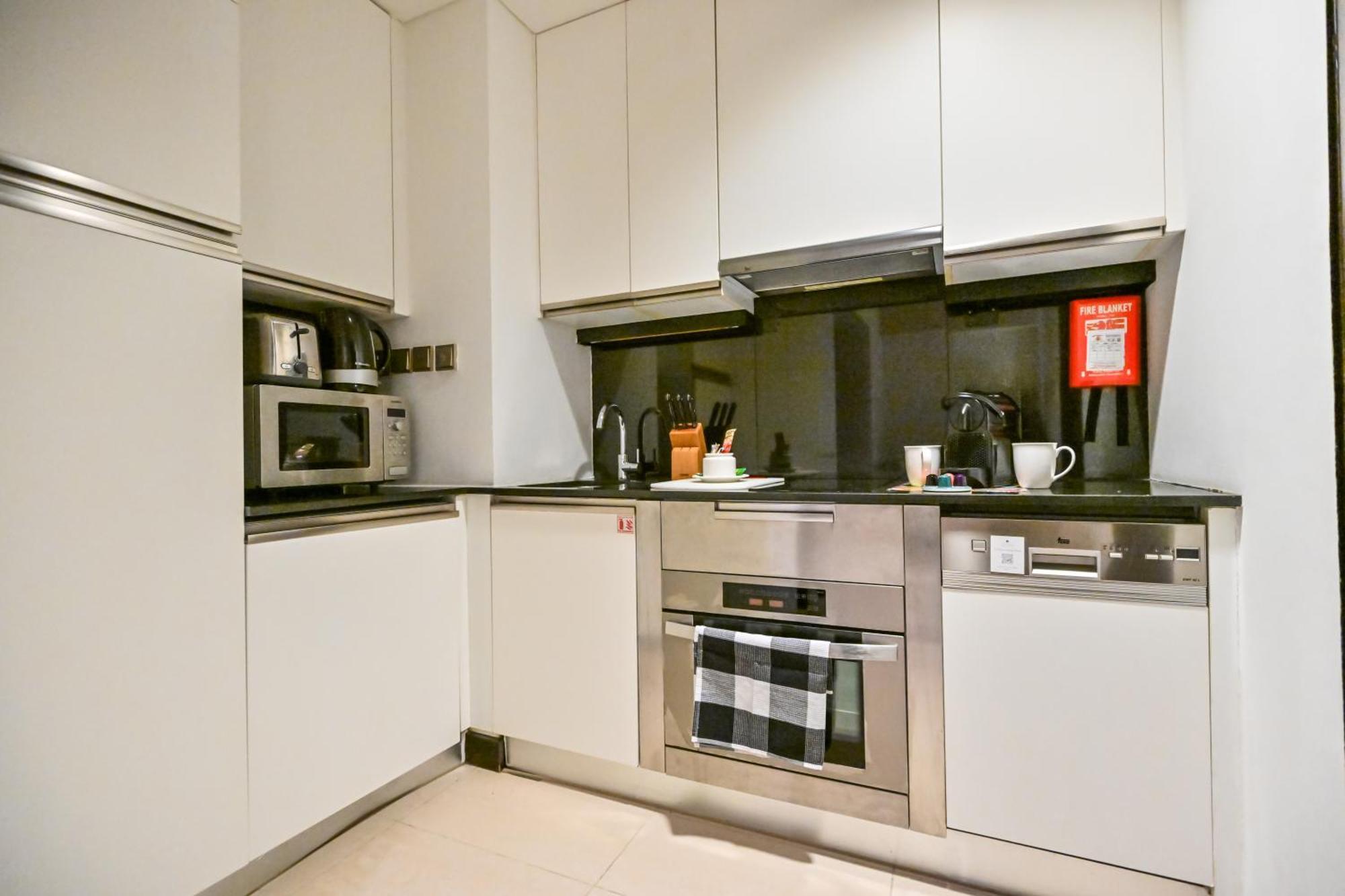 Luxury - Stunning Marina View - 5-star Amenities Apartment Dubai