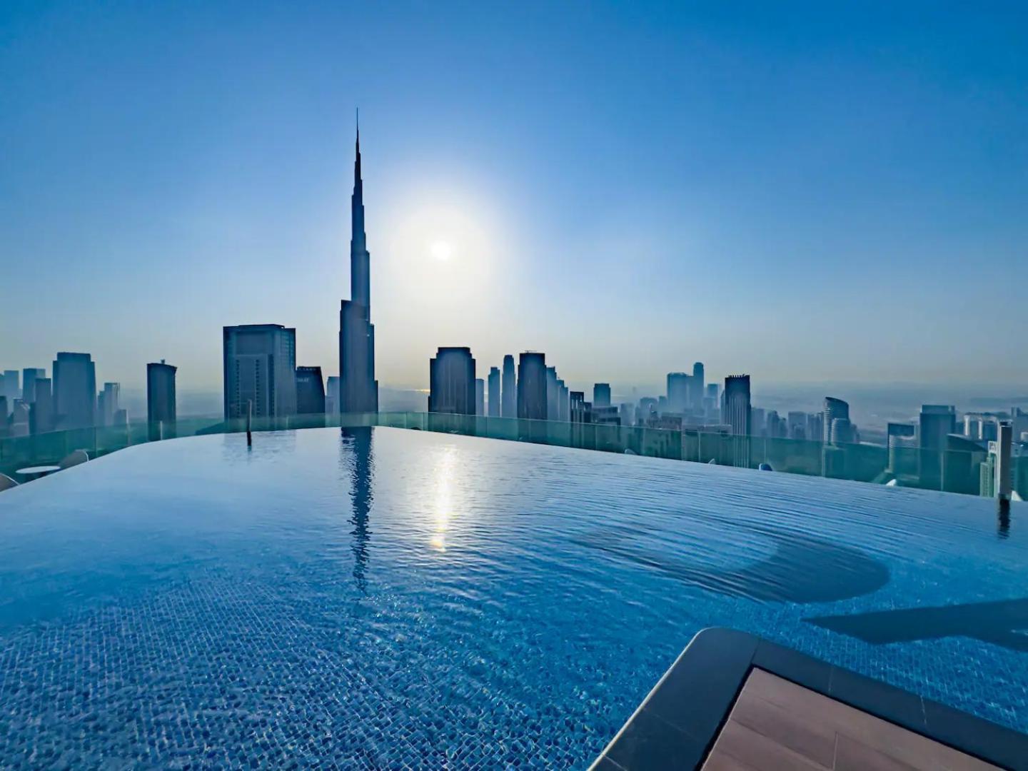 5 Star Living Burj Khalifa Infinity Pool Gym * Dubai