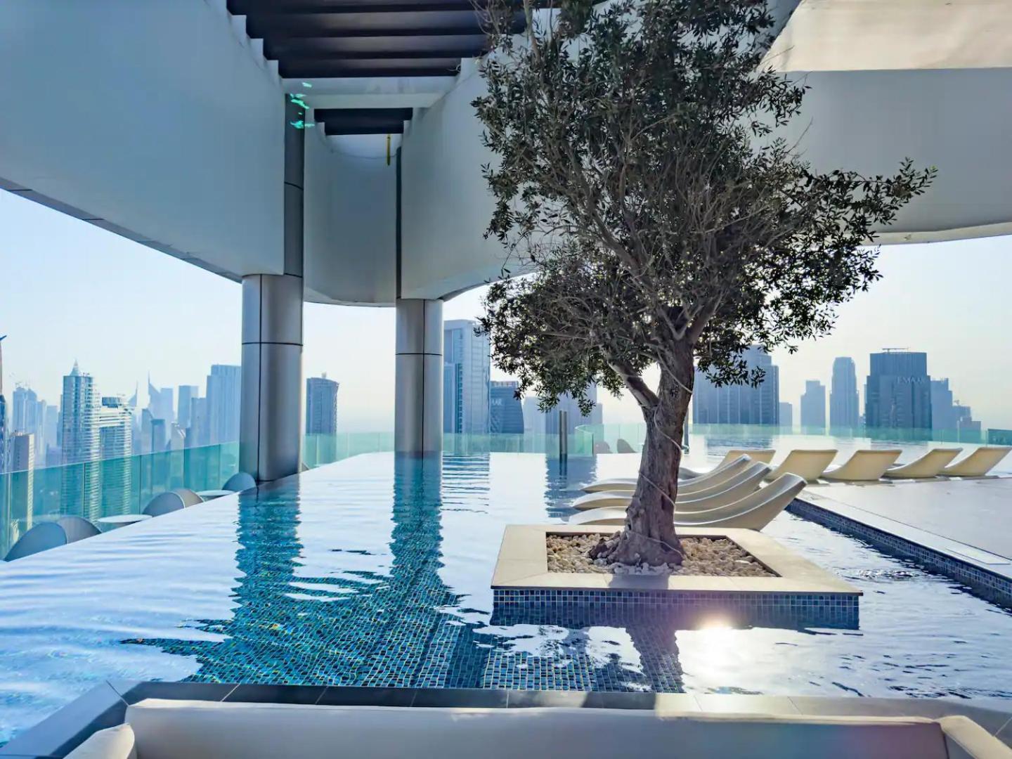 5 Star Living Burj Khalifa Infinity Pool Gym * Dubai