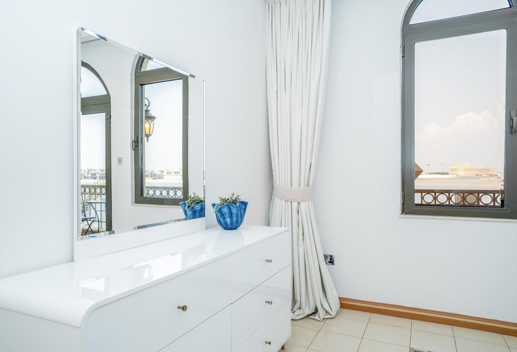 Villa Palm Jumeirah K-frond With Private Access & Pool *