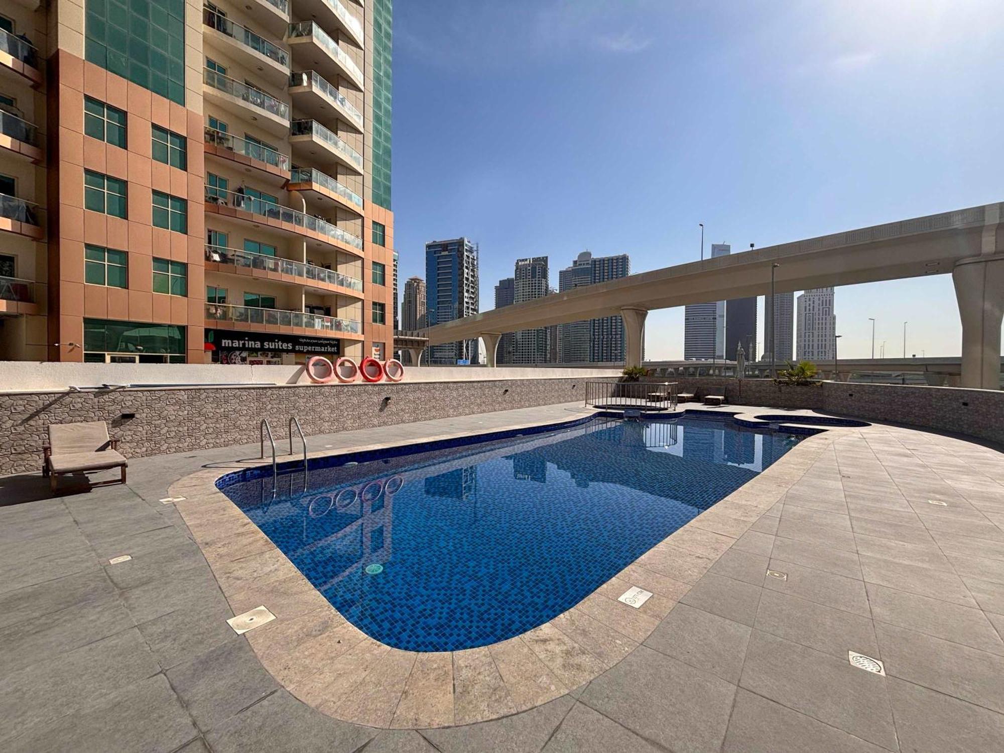 Frank Porter - Escan Tower Dubai