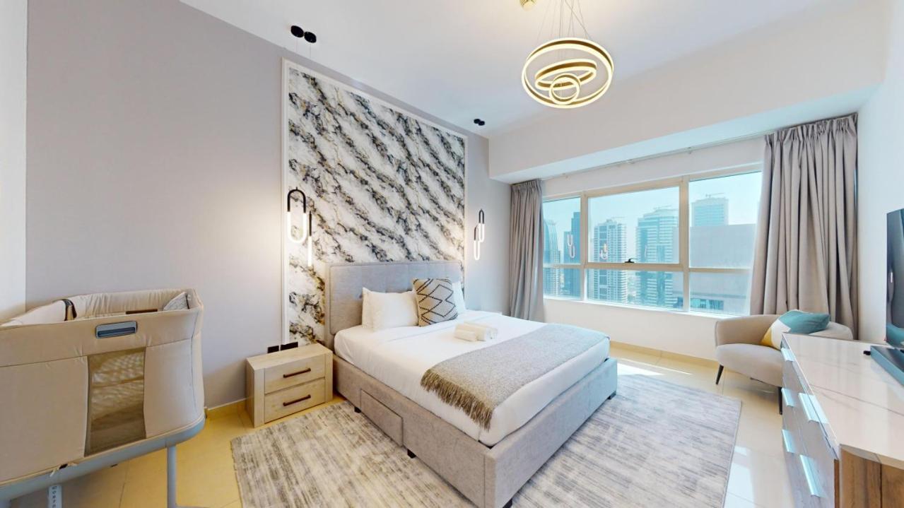 Marina View - Luxurious Four Bed With Private Pool Apartment