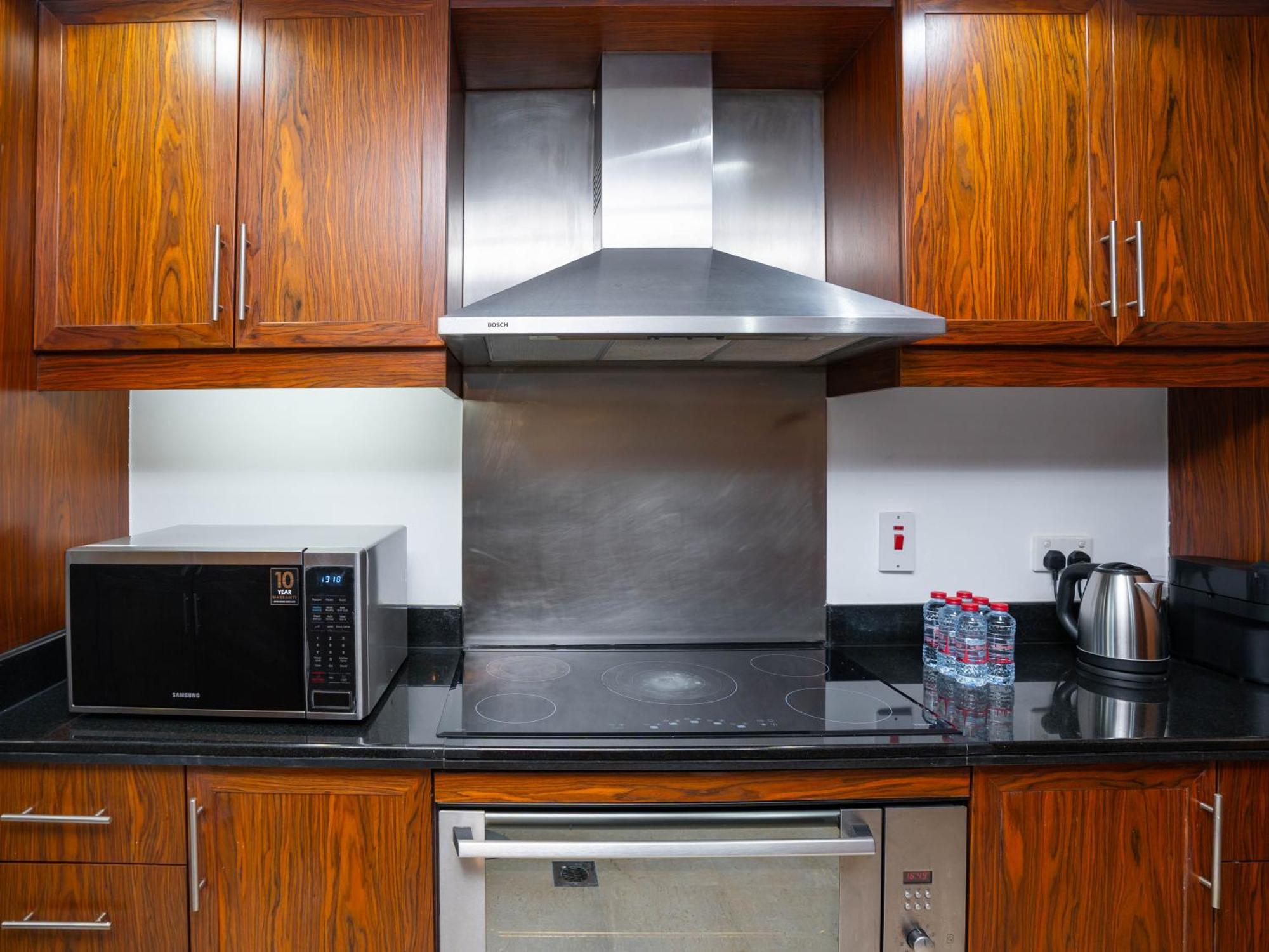 Holidays R Us 3 Bedroom Premium Location Apartment