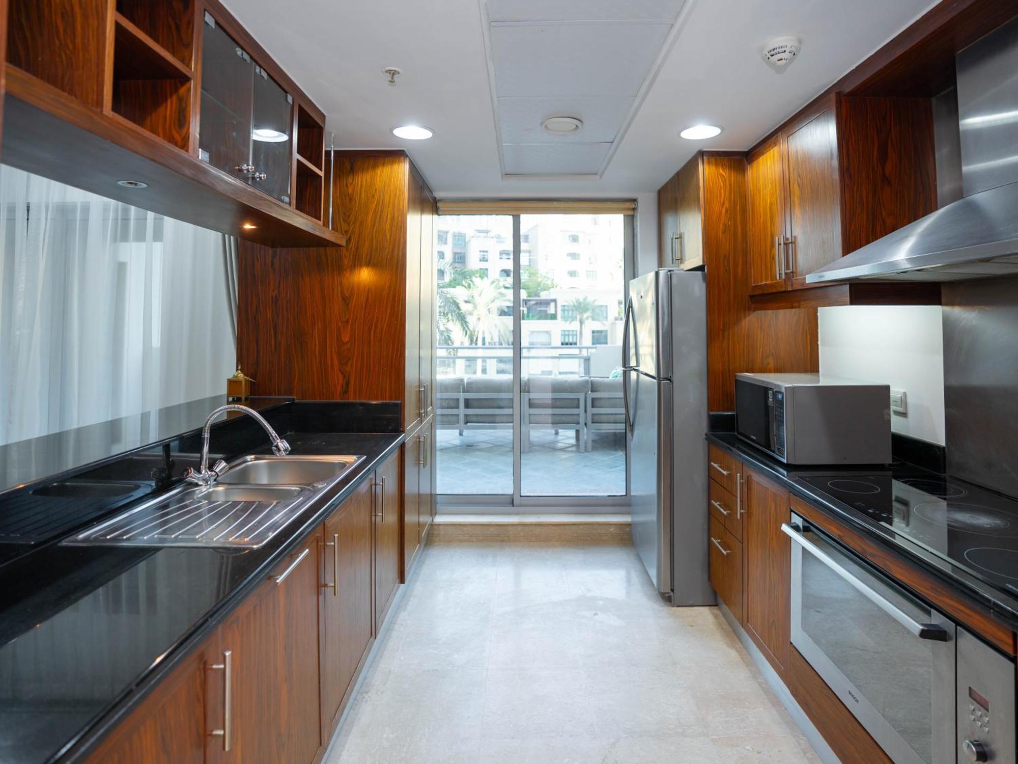 Apartment Holidays R Us 3 Bedroom Premium Location