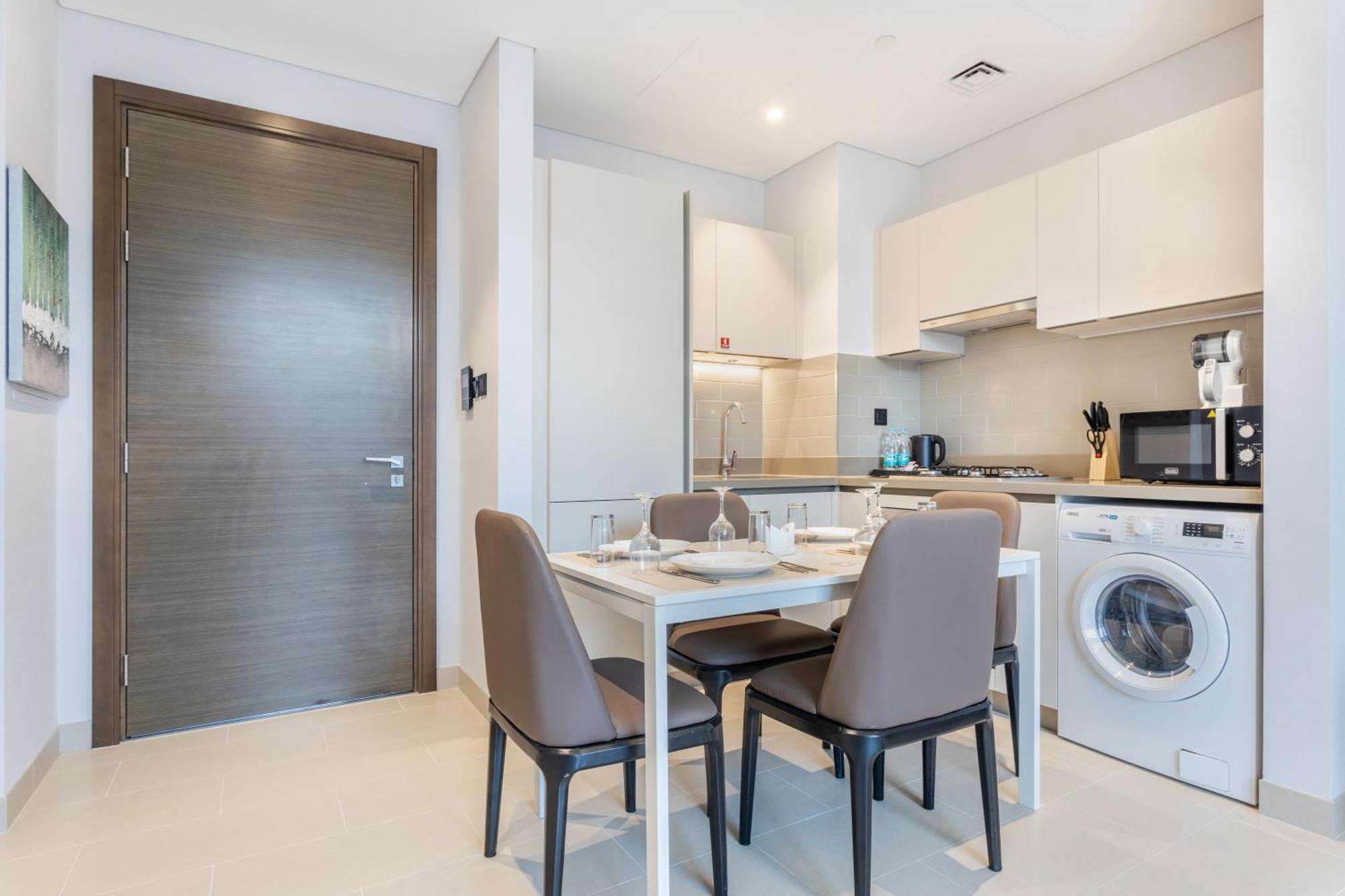 Apartment By Latinem Luxury 1br Cv A2805 Near Burj Khalifa *