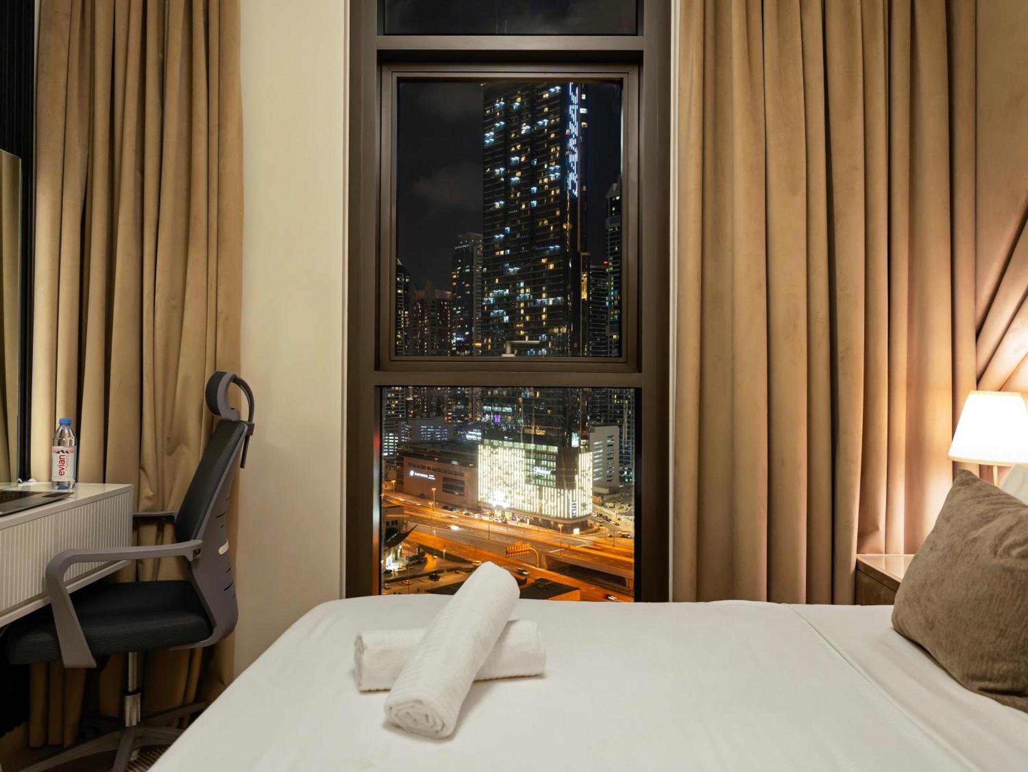 Stylish New 1br Walk To Burj Khalifa & Mall Apartment *