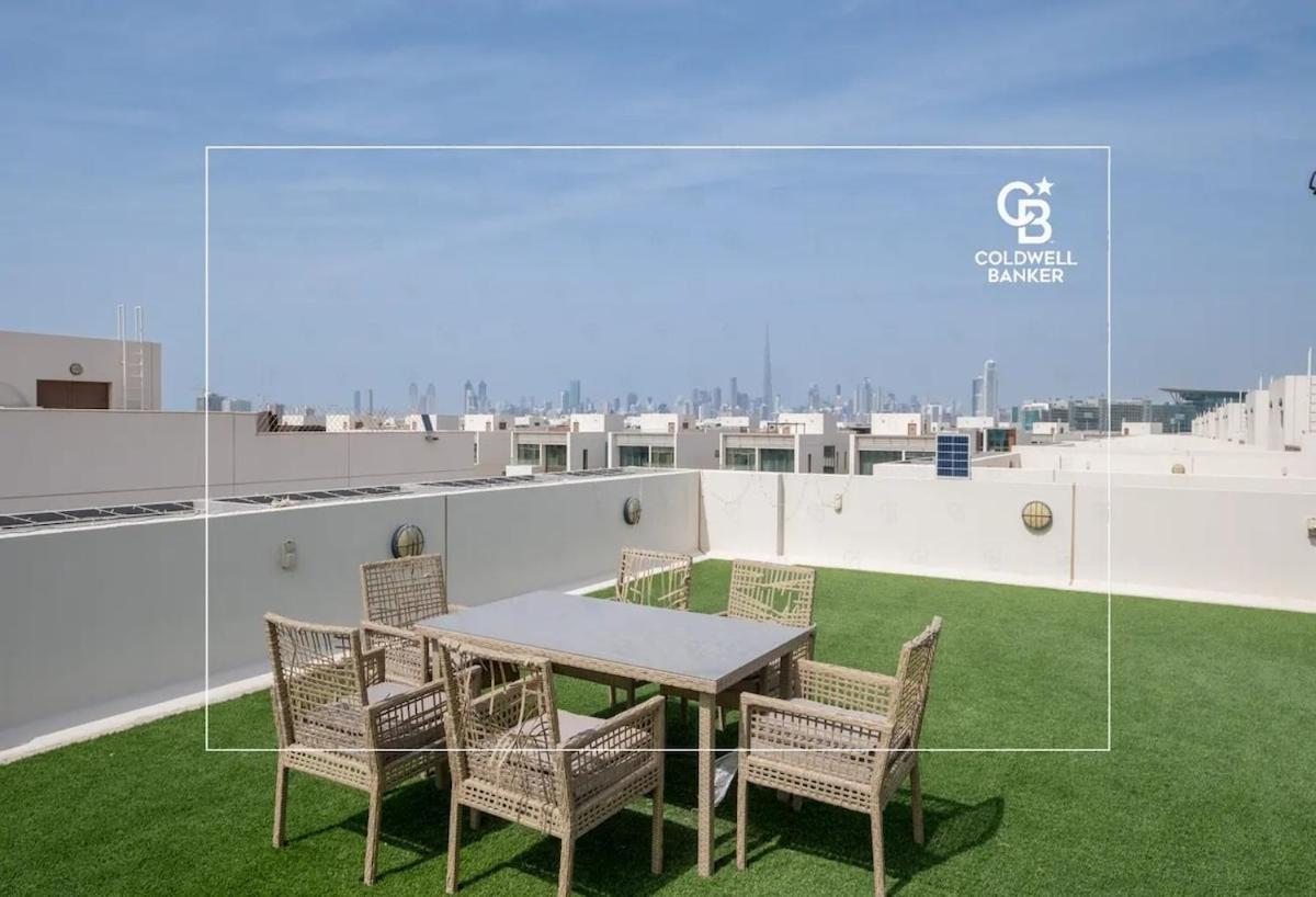 Luxurious Meydan 6 Bed Unparalleled Views *