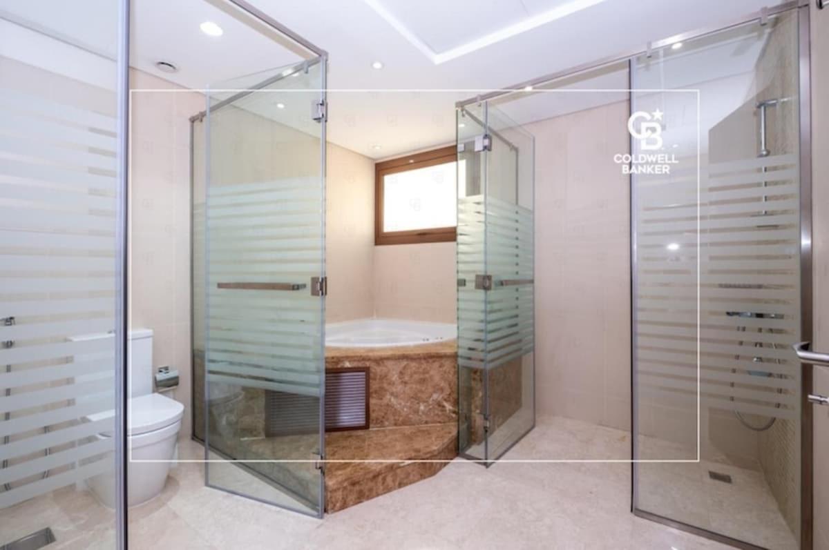 Luxurious Meydan 6 Bed Unparalleled Views Dubai