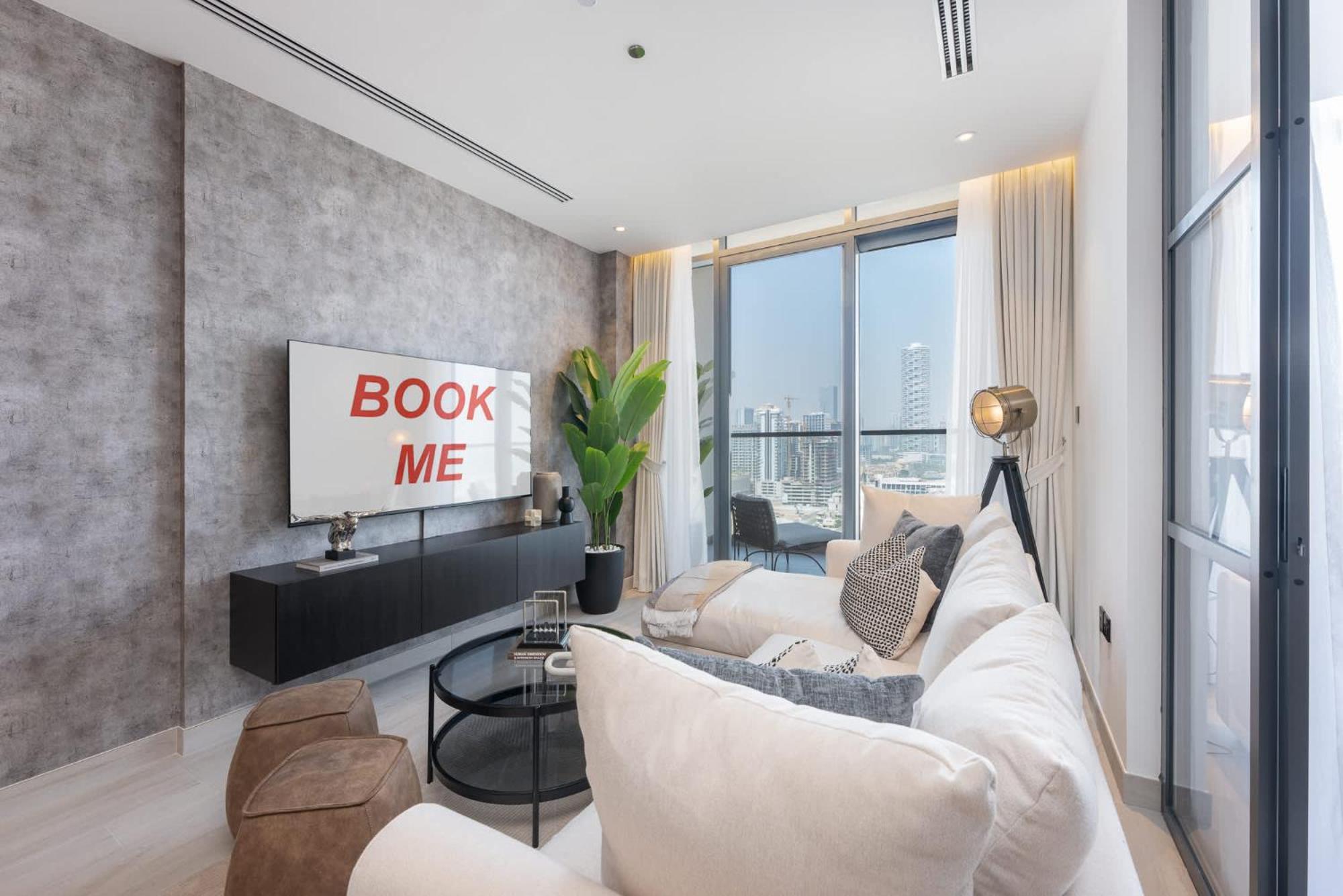 Apartment Elegant And Cozy 1-bedroom With Balcony Views In Jvt