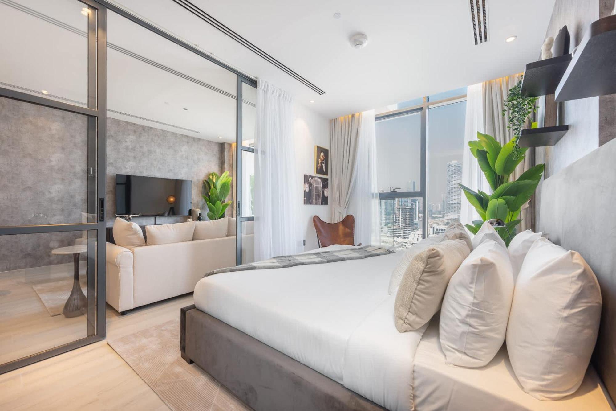 Apartment Elegant And Cozy 1-bedroom With Balcony Views In Jvt *