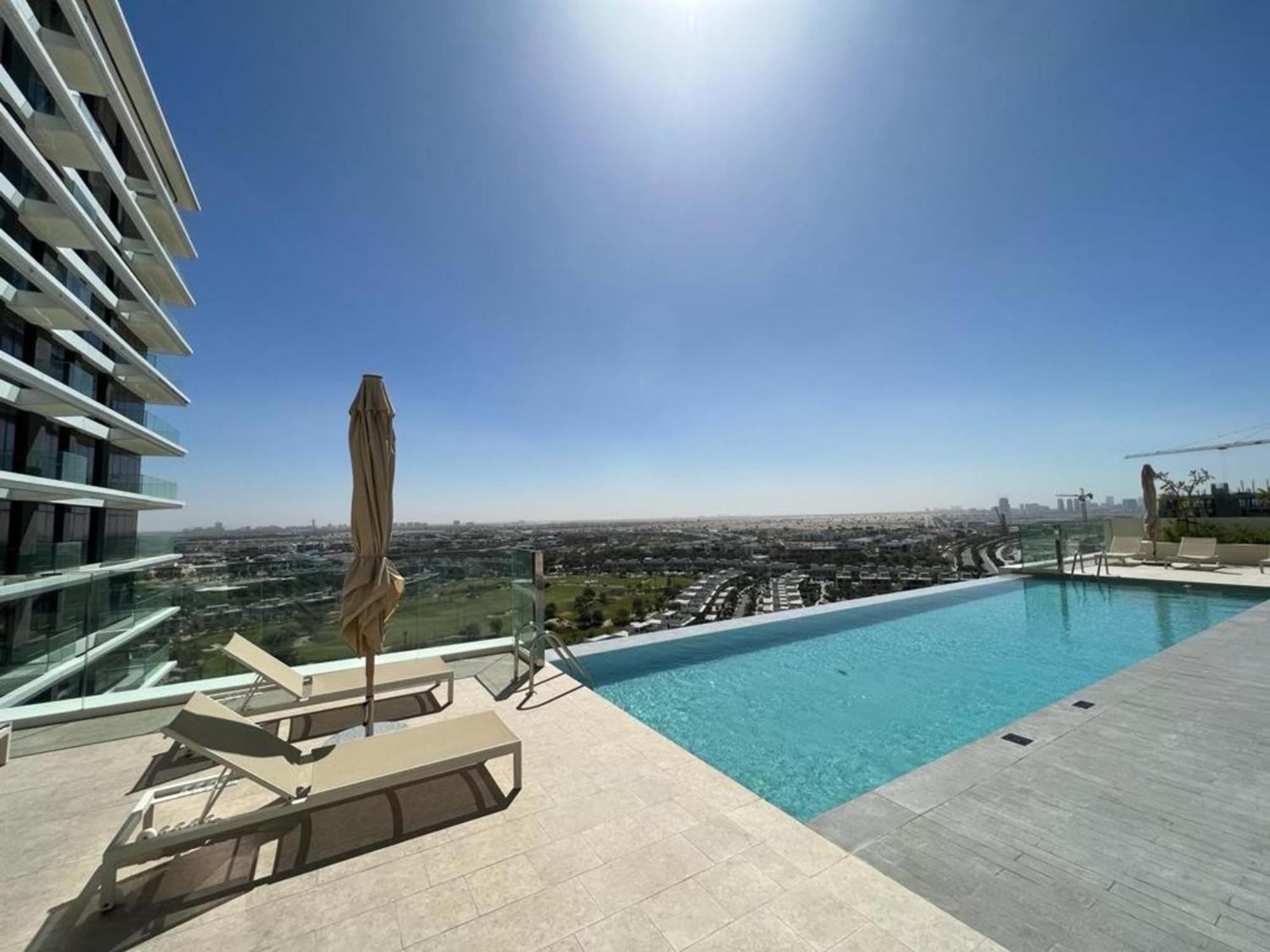 Maison Privee - Tranquil Living With Golf Course Vws In Hills Apartment