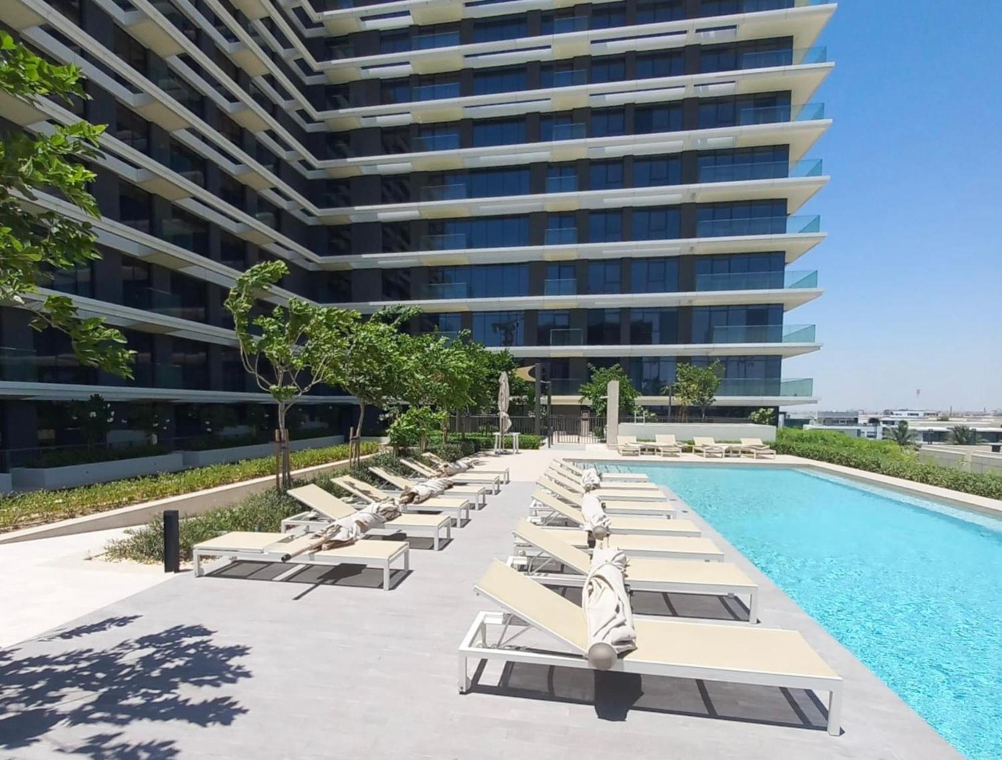 Maison Privee - Tranquil Living With Golf Course Vws In Hills * Dubai