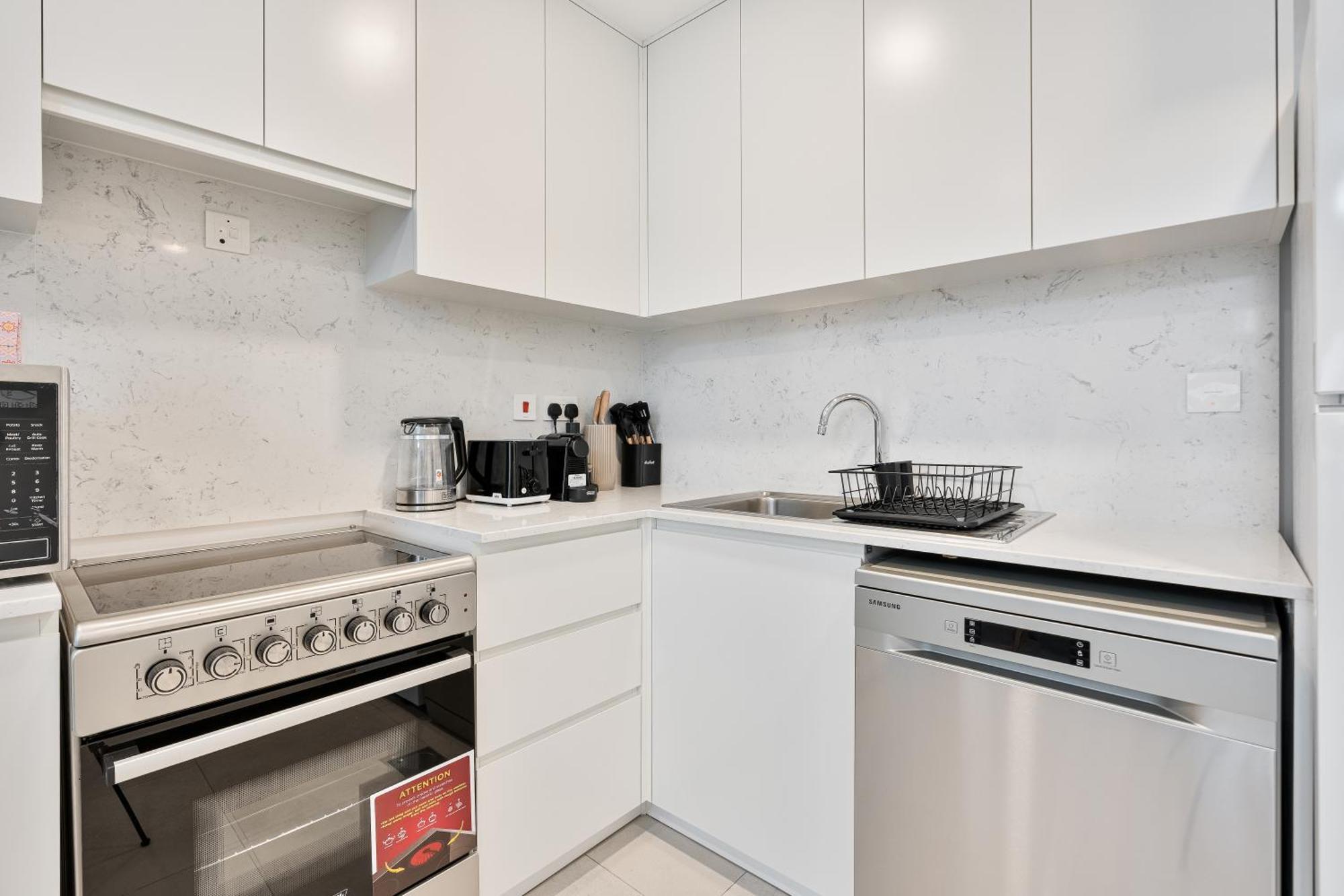 Modern Living -near Madinat Jumeirah Living -close To Apartment Dubai