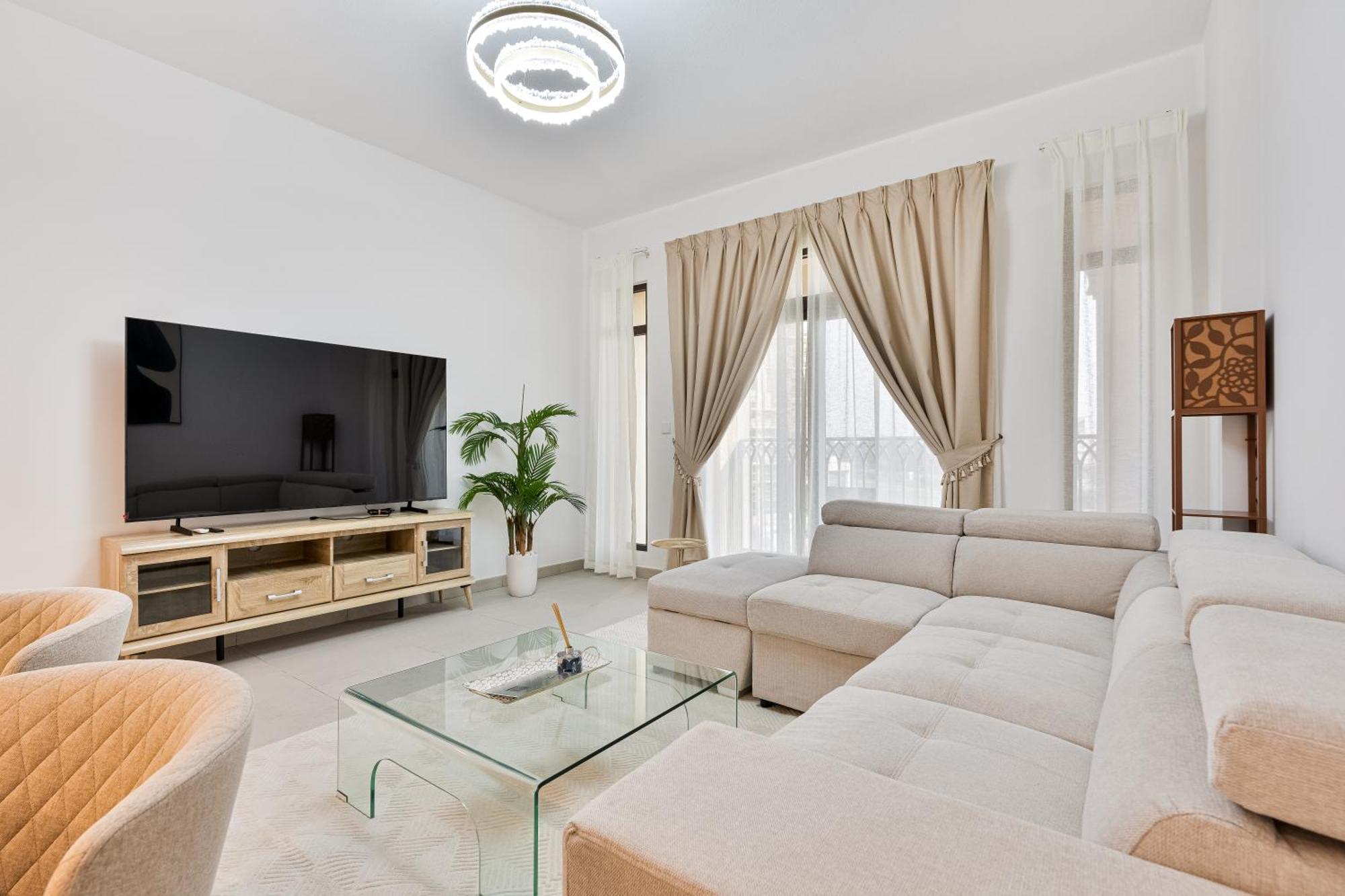 Modern Living -near Madinat Jumeirah Living -close To Dubai