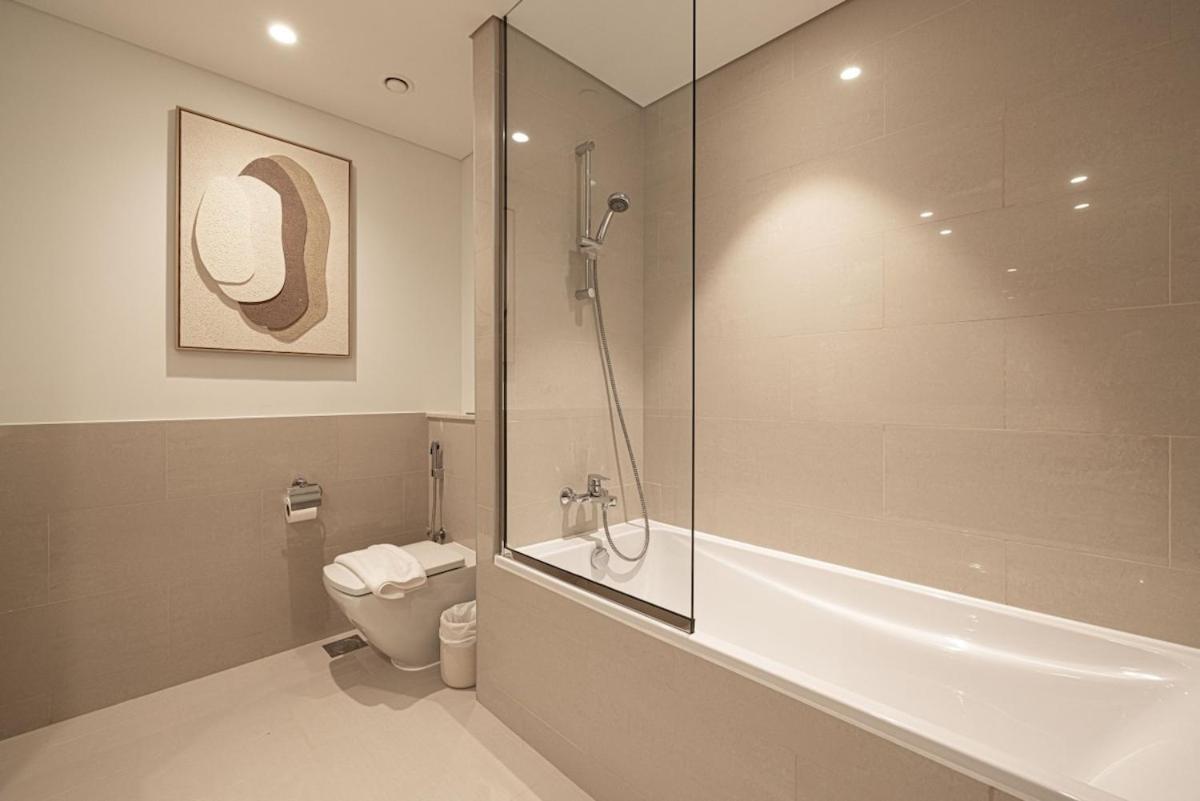 Apartment Prime 2br With Burj Khalifa And Fountain Views - Next To Opera And Near Mall