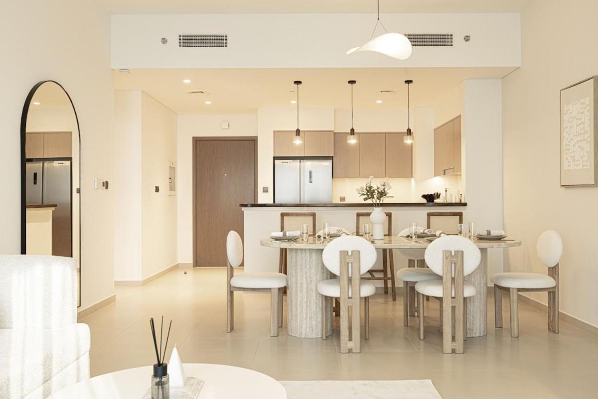 Prime 2br With Burj Khalifa And Fountain Views - Next To Opera And Near Mall Apartment Dubai