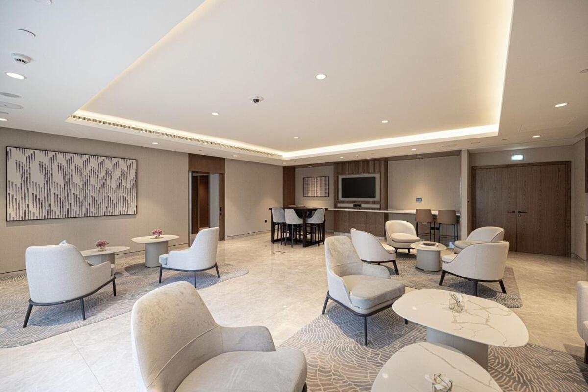 Prime 2br With Burj Khalifa And Fountain Views - Next To Opera And Near Mall * Dubai