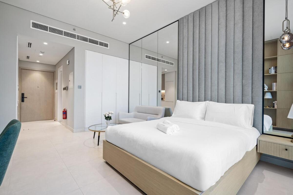 Al Furjan By In Homes - Marina 12min - Self Checkin - Metro - Parking Dubai