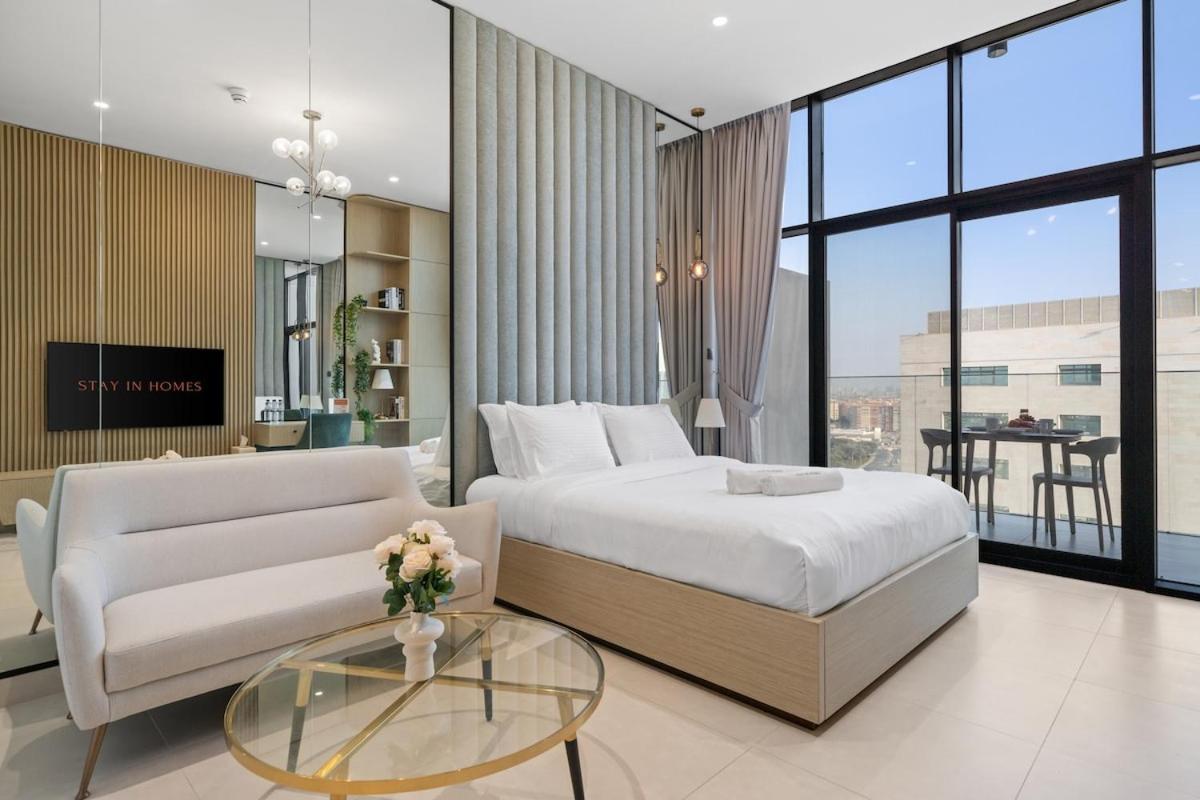 Al Furjan By In Homes - Marina 12min - Self Checkin - Metro - Parking Dubai