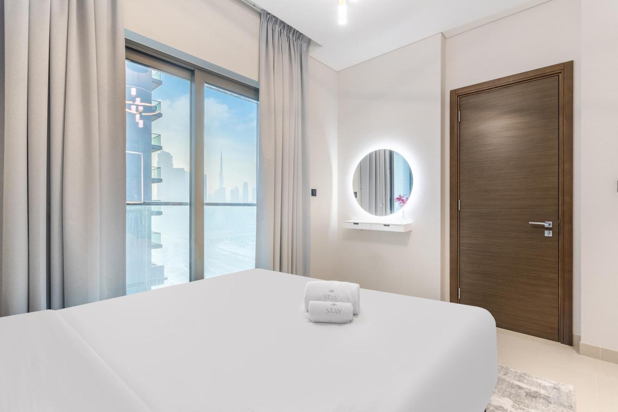 Stay By Latinem Luxury 2Br Holiday Home Cv A2814 Near Burj Khalifa