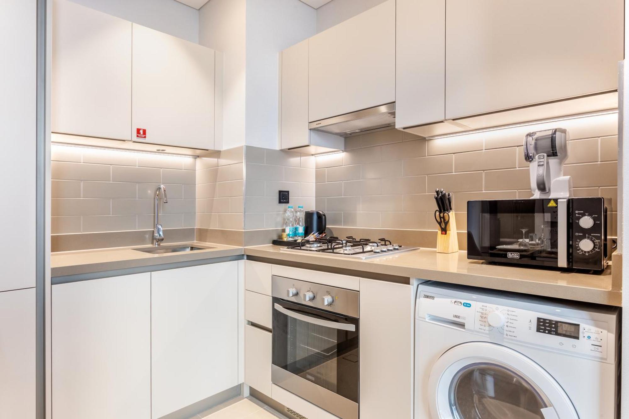 Stay By Latinem Luxury 2Br Holiday Home Cv A2814 Near Burj Khalifa *