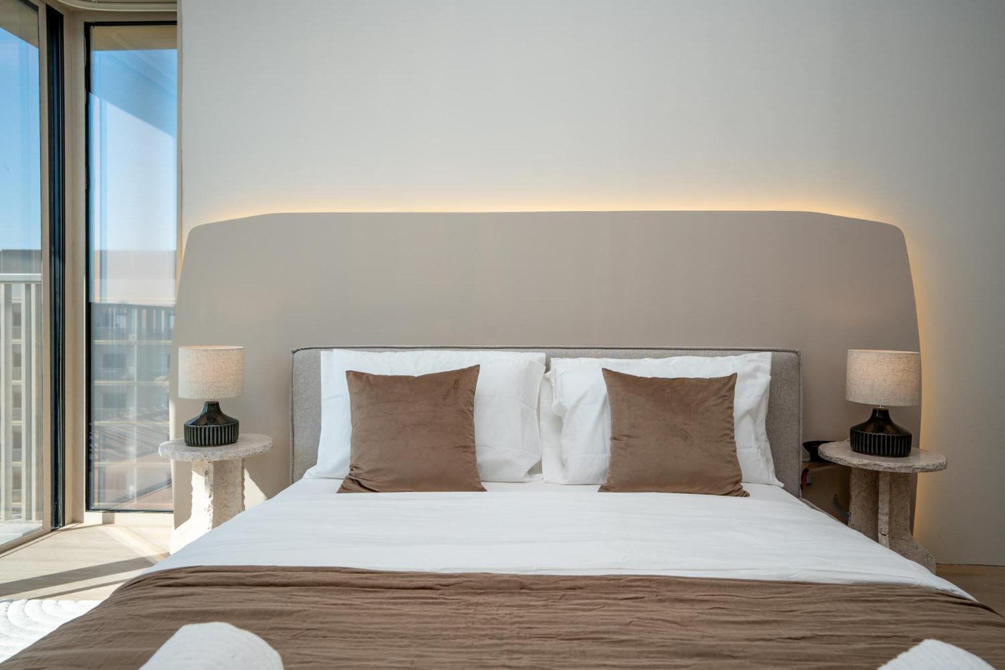 Modern 1-bedroom Retreat In Mbr