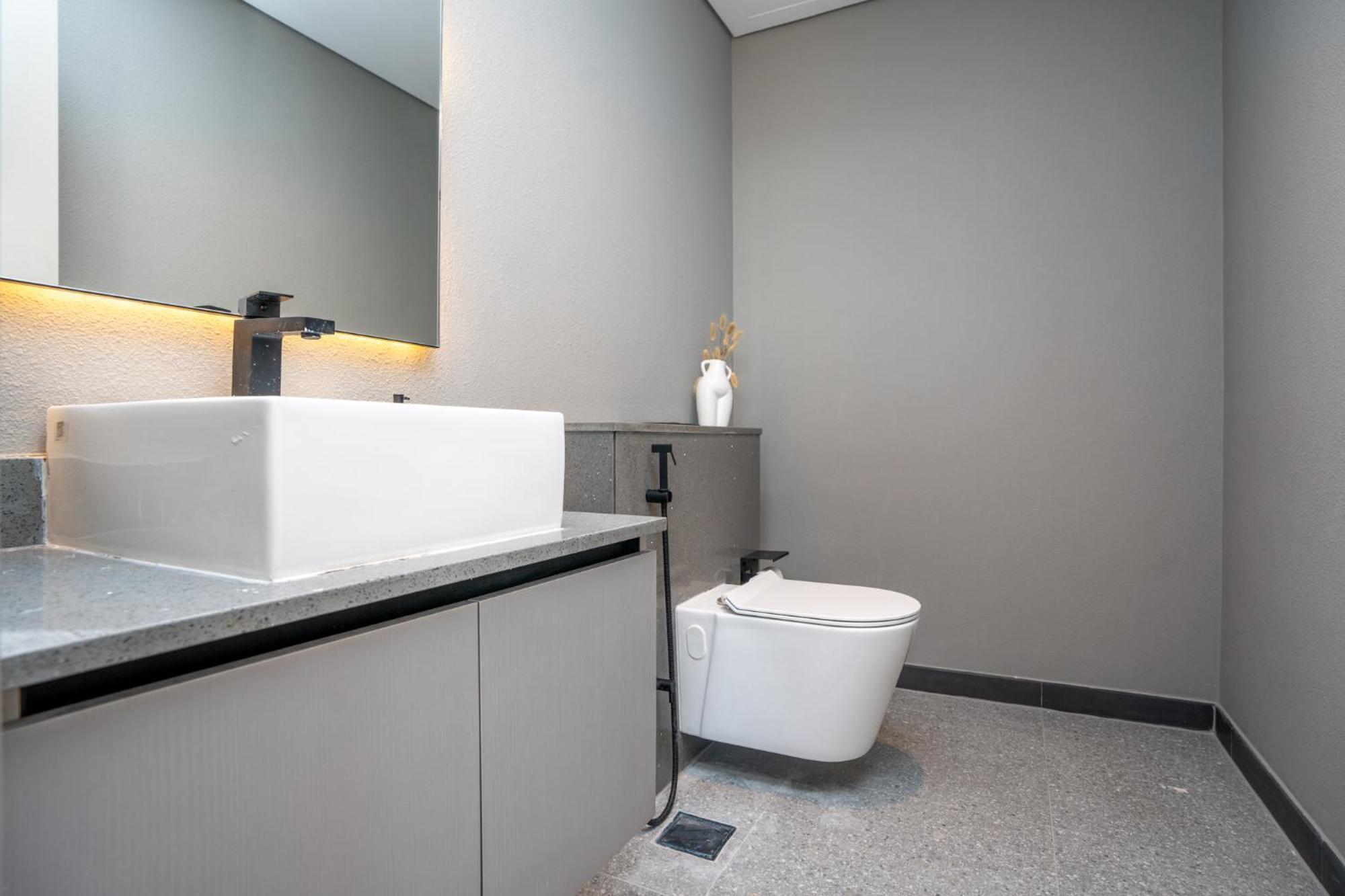 Modern 1-bedroom Retreat In Mbr Apartment *