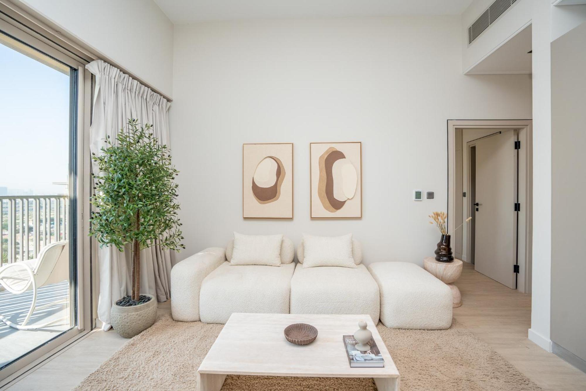 Modern 1-bedroom Retreat In Mbr Apartment Dubai