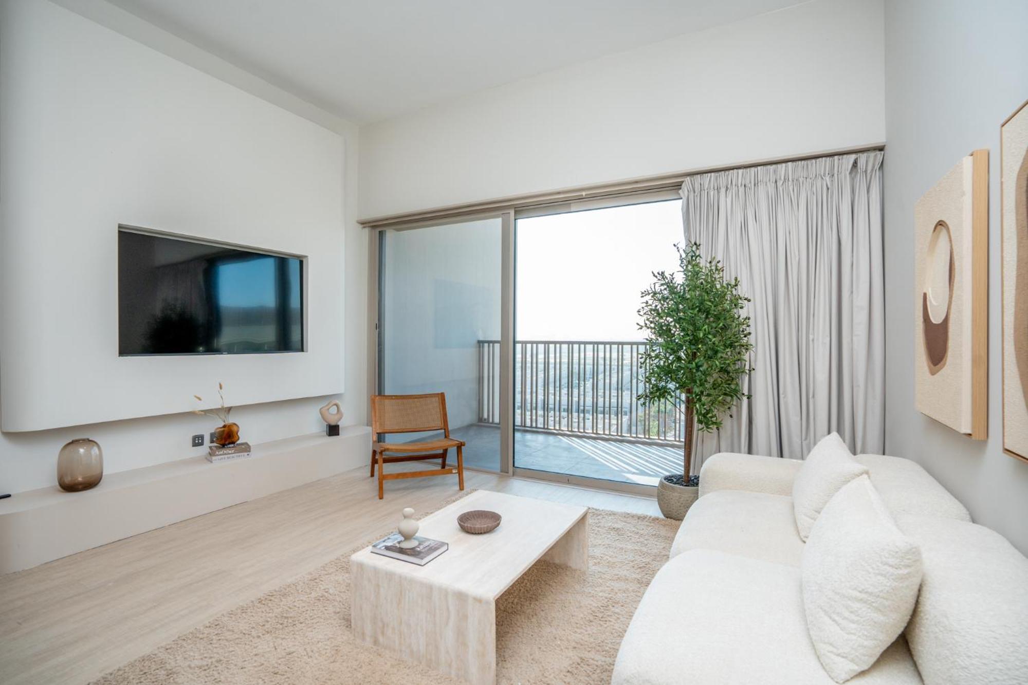Apartment Modern 1-bedroom Retreat In Mbr Dubai