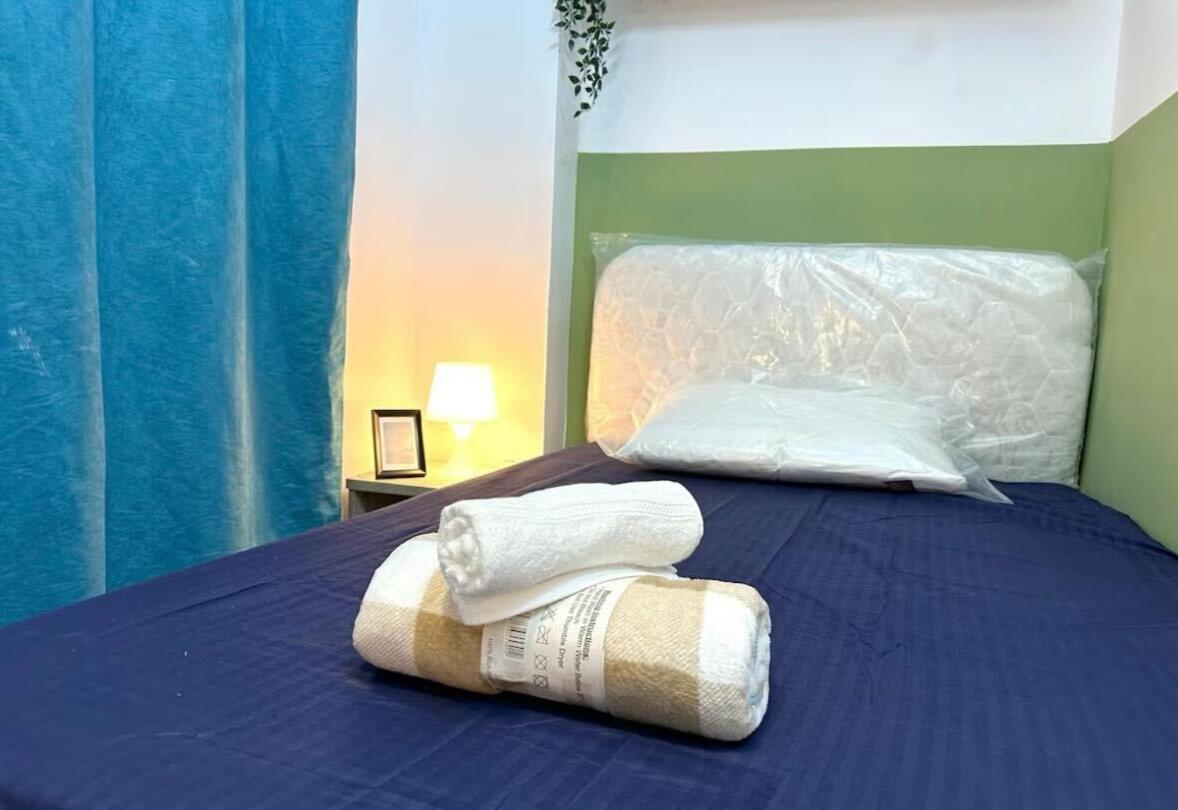 Lavish Double Partition In Barsha Heights Homestay