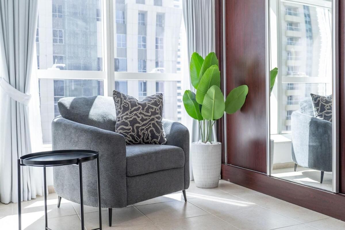 Cozy 2-bedroom Near Beaches At Elite Residences Marina Apartment