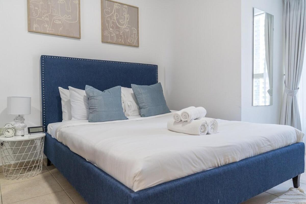 Cozy 2-bedroom Near Beaches At Elite Residences Marina Apartment