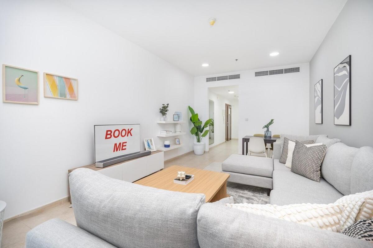 Cozy 2-bedroom Near Beaches At Elite Residences Marina