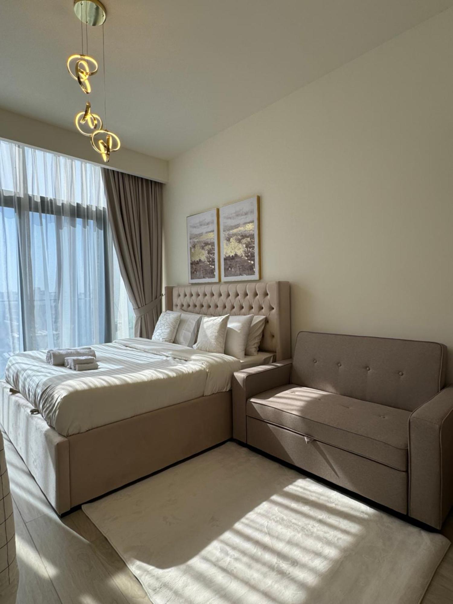 Skyview Apartment