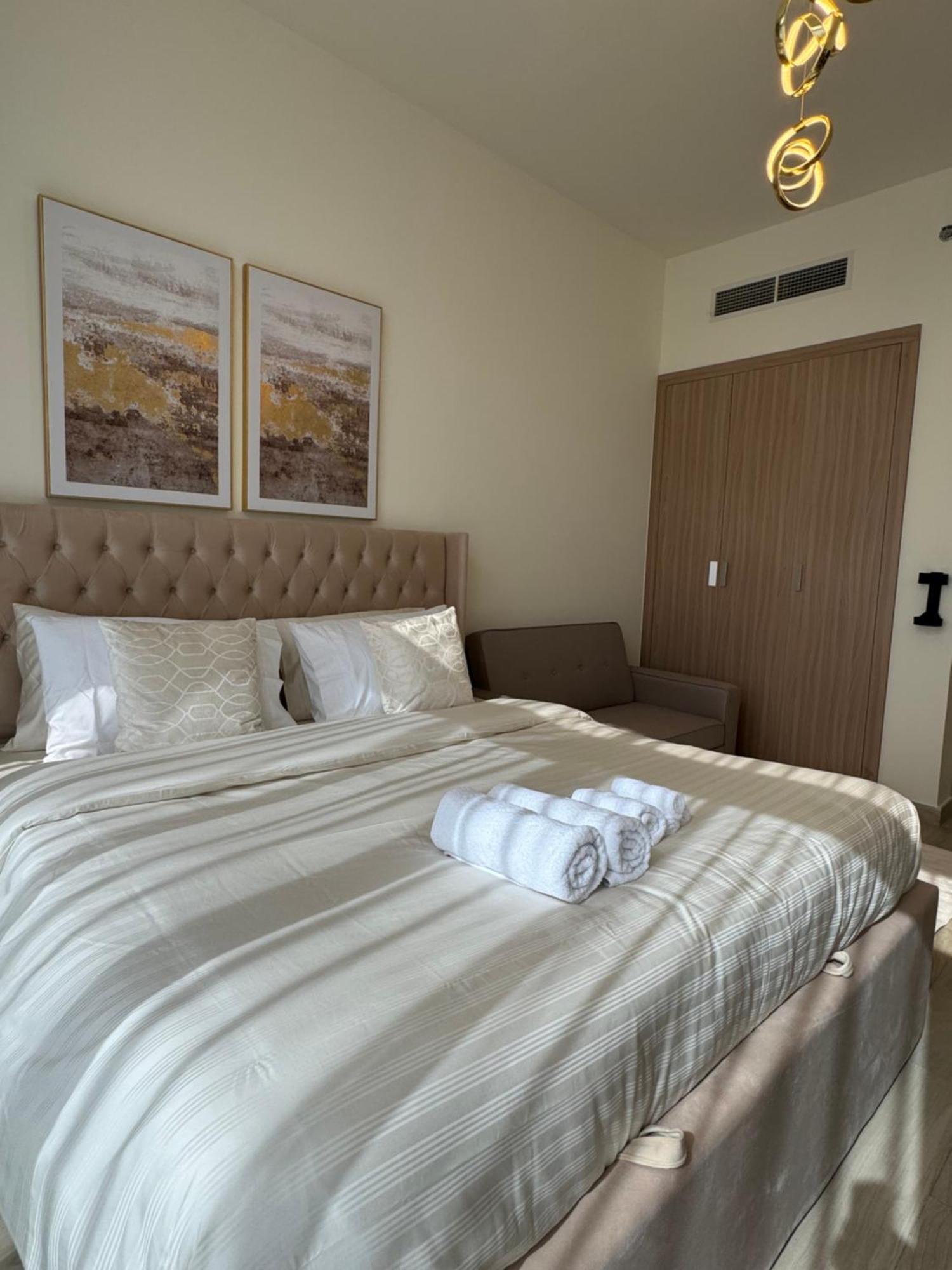 Skyview Apartment