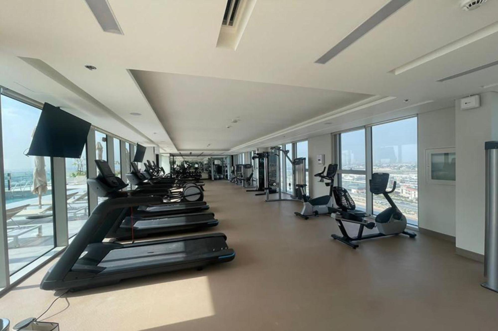 Maison Privee - Tranquil Living With Golf Course Vws In Hills Dubai