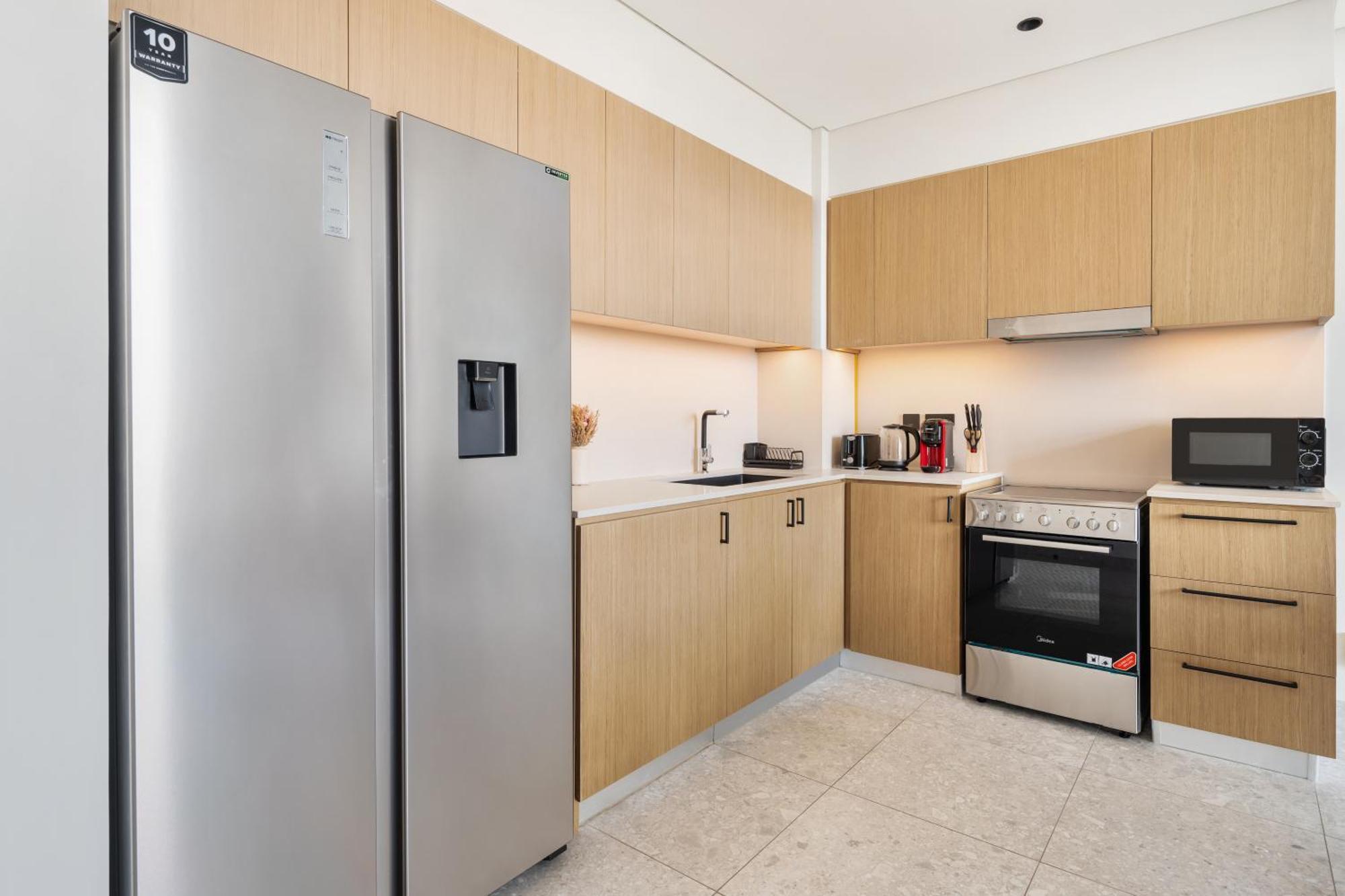 Luxury 2 Bedroom In Golf Hills Apartment *