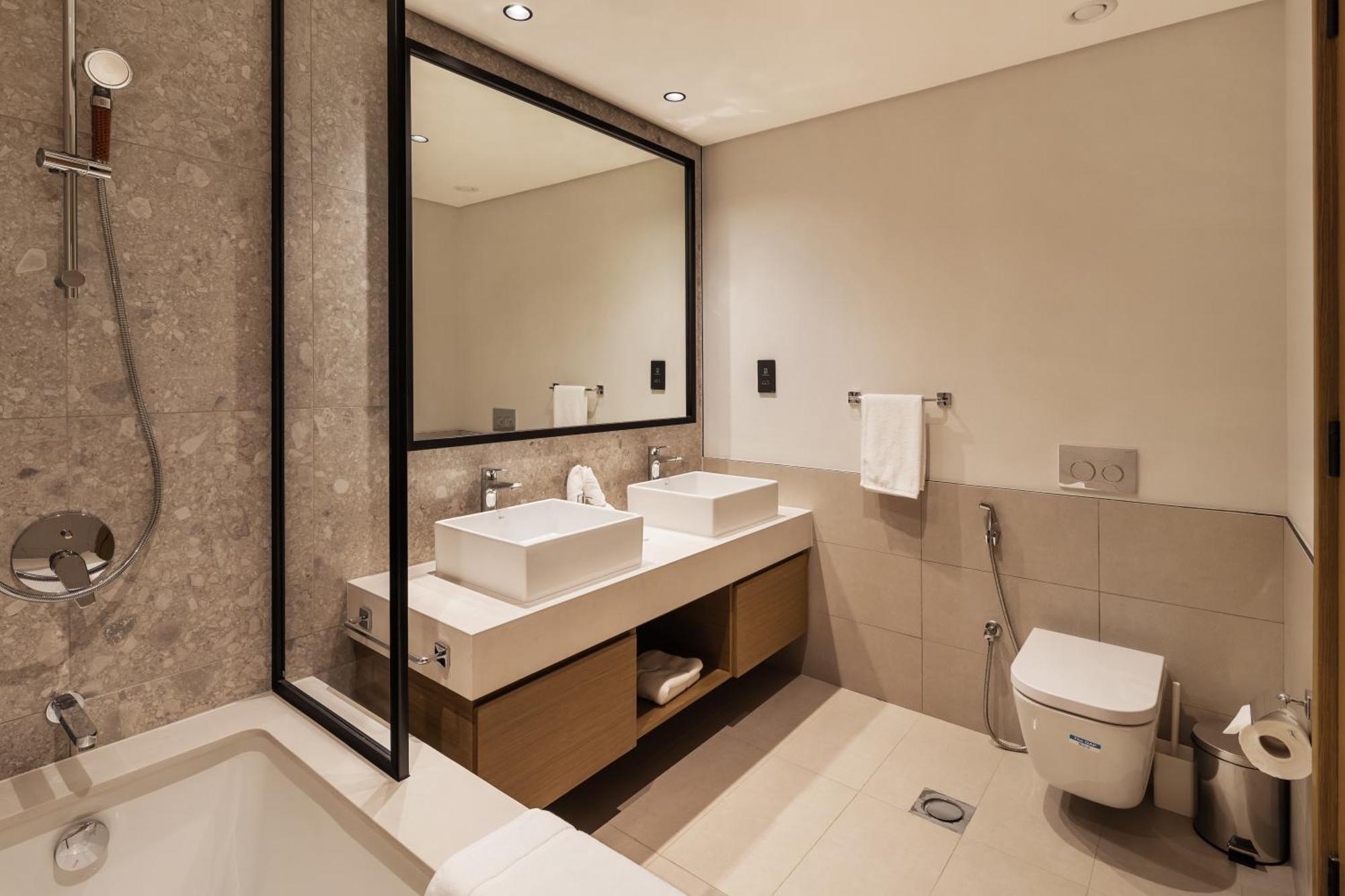 Apartment Luxury 2 Bedroom In Golf Hills Dubai