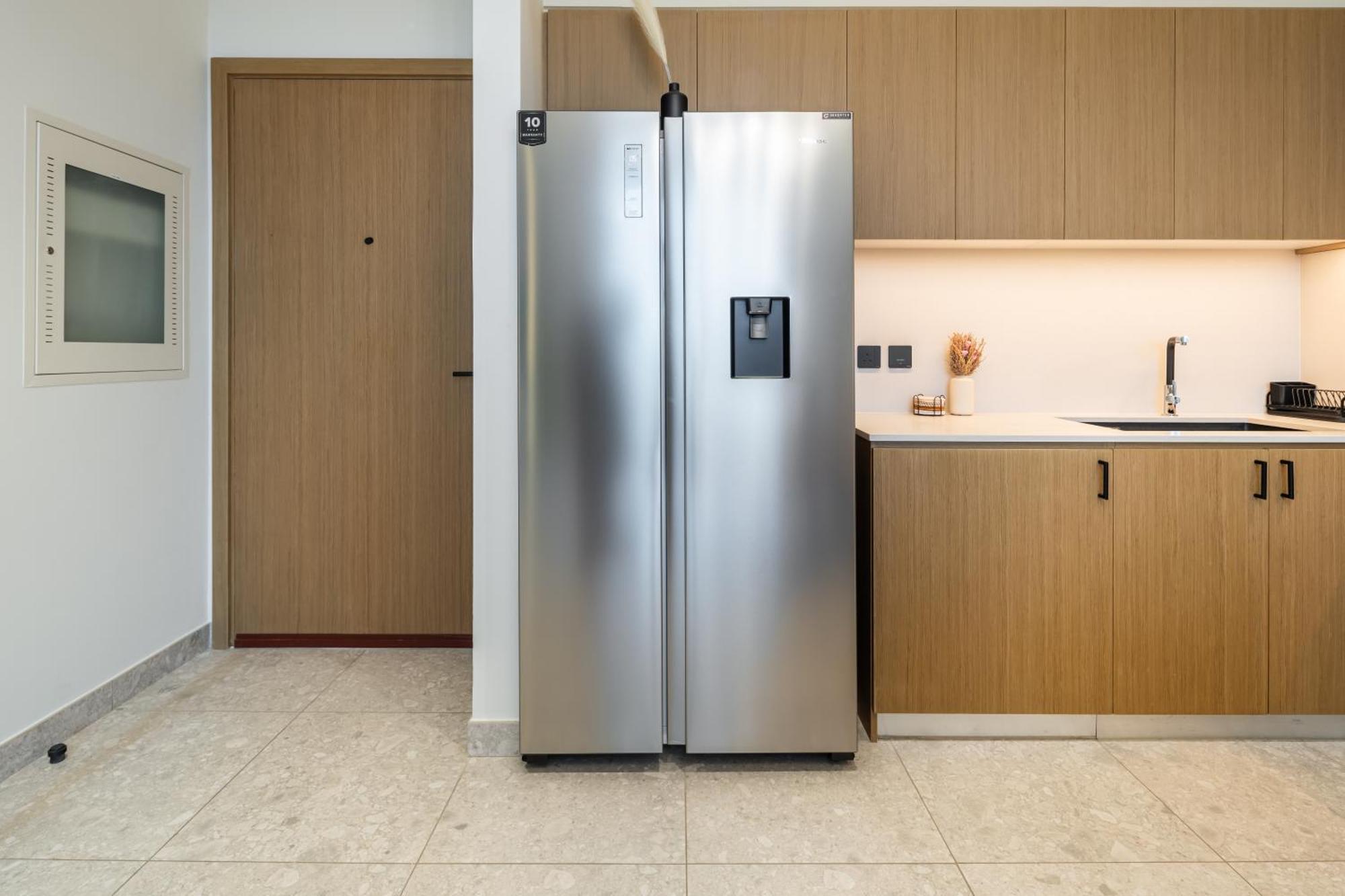 Luxury 2 Bedroom In Golf Hills Apartment *