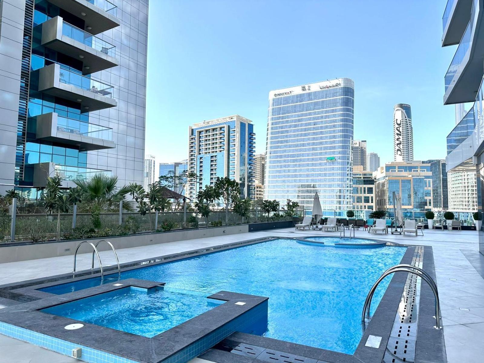 Modern Furnished With Canal View , High Floor Apartment
