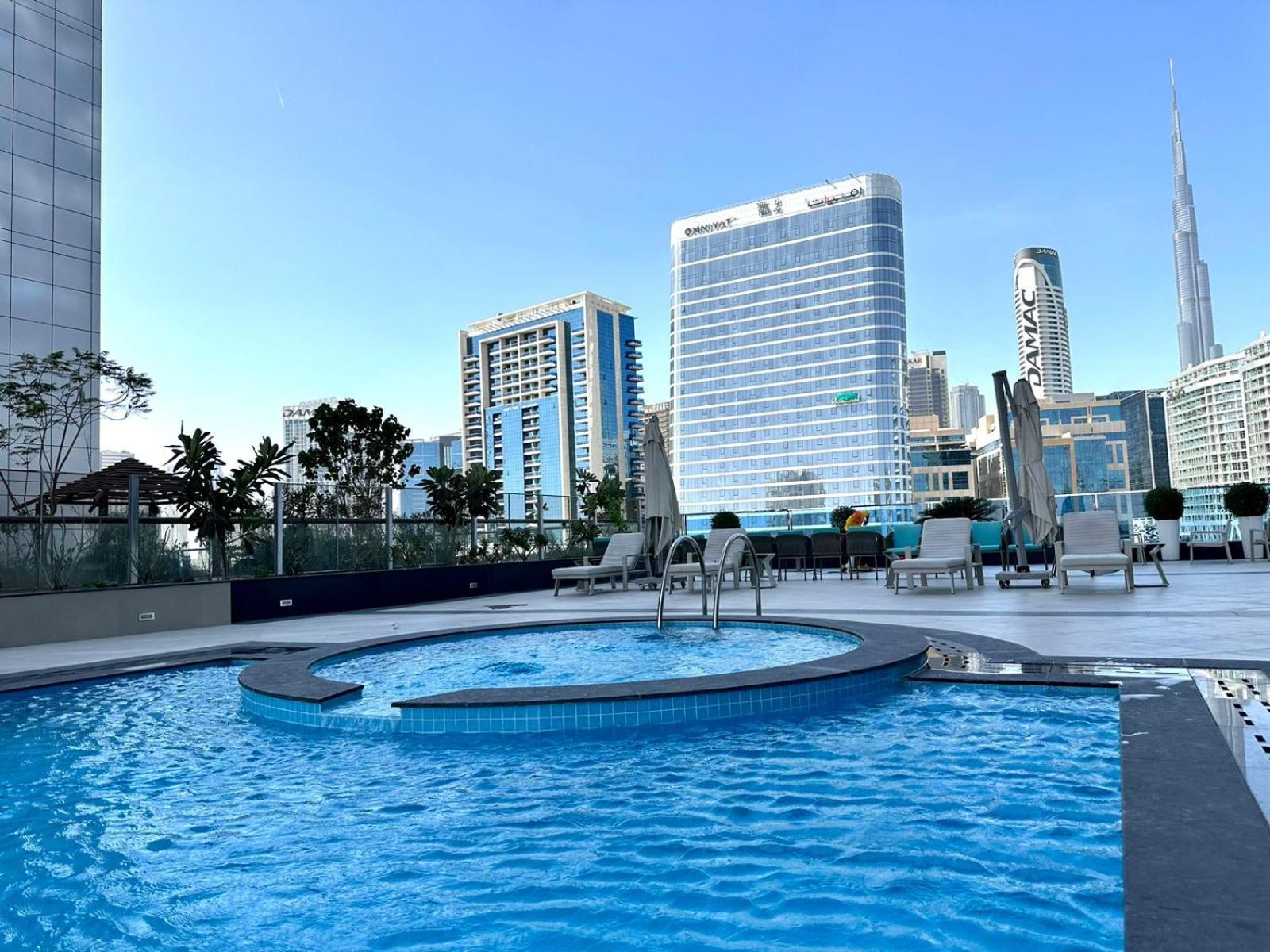 Apartment Modern Furnished With Canal View , High Floor *