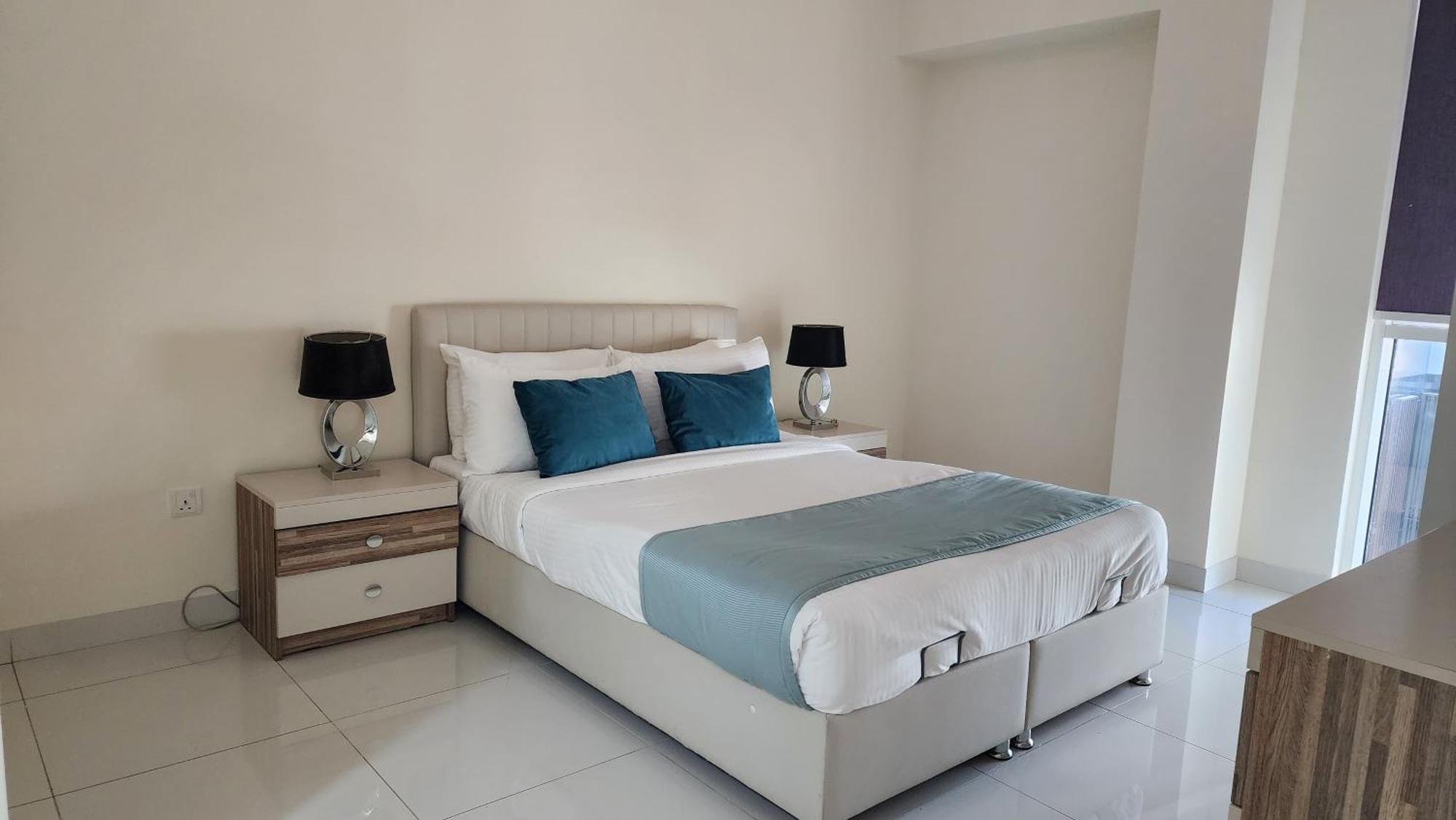 Damac Park - Business Bay Apartment *