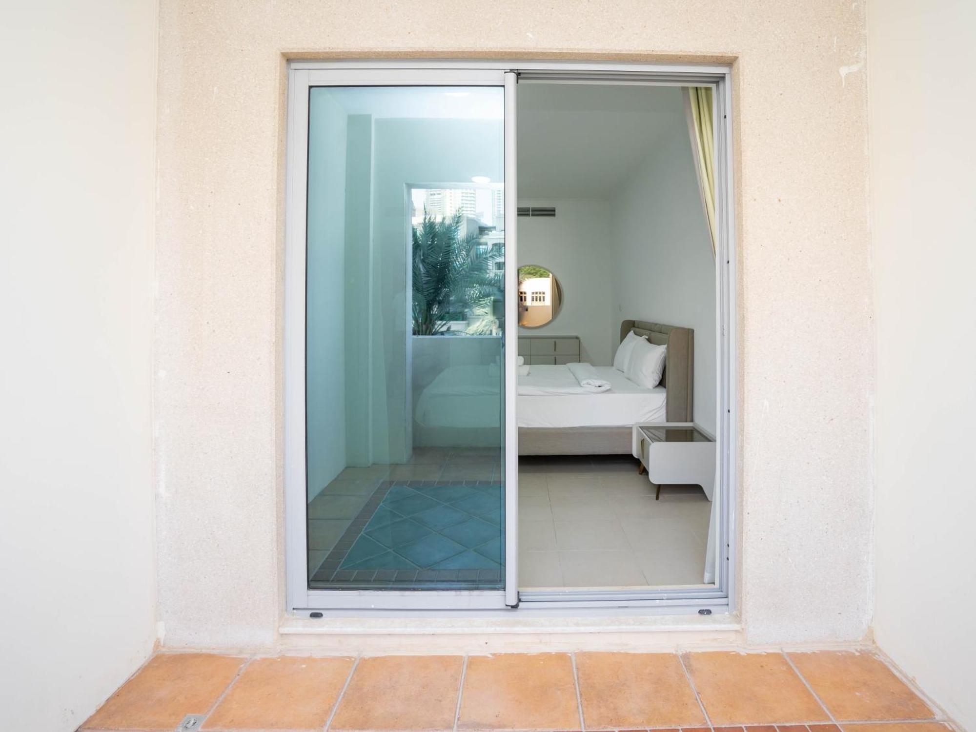 Holidays R Us 3 Bedroom Premium Location Apartment