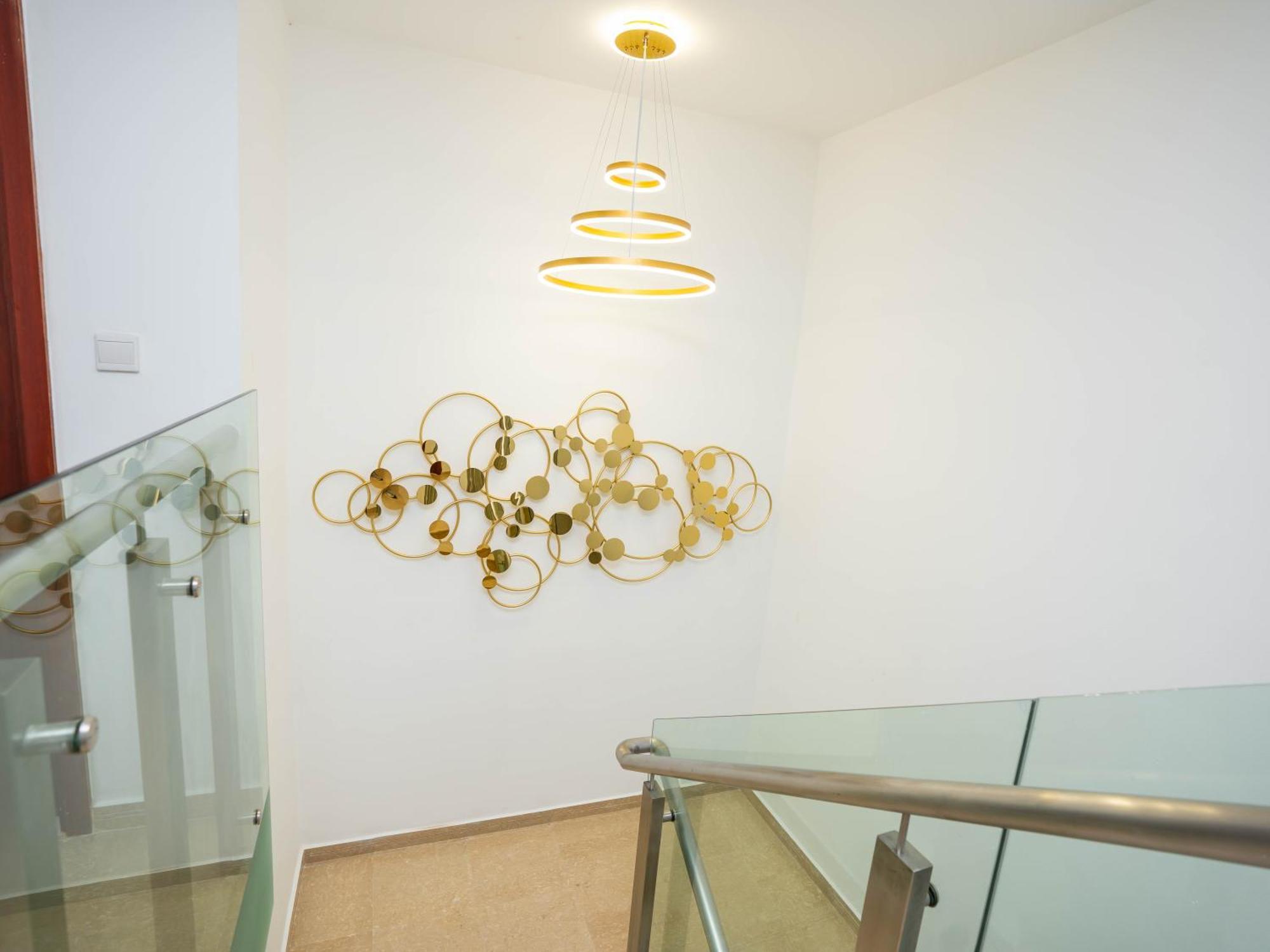 Apartment Holidays R Us 3 Bedroom Premium Location *