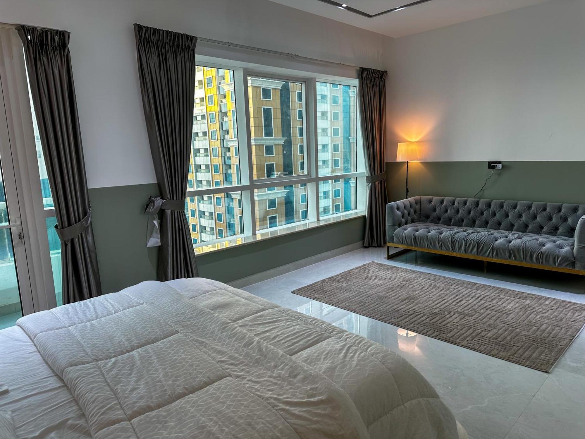 Pineapple Xpress Apartment *